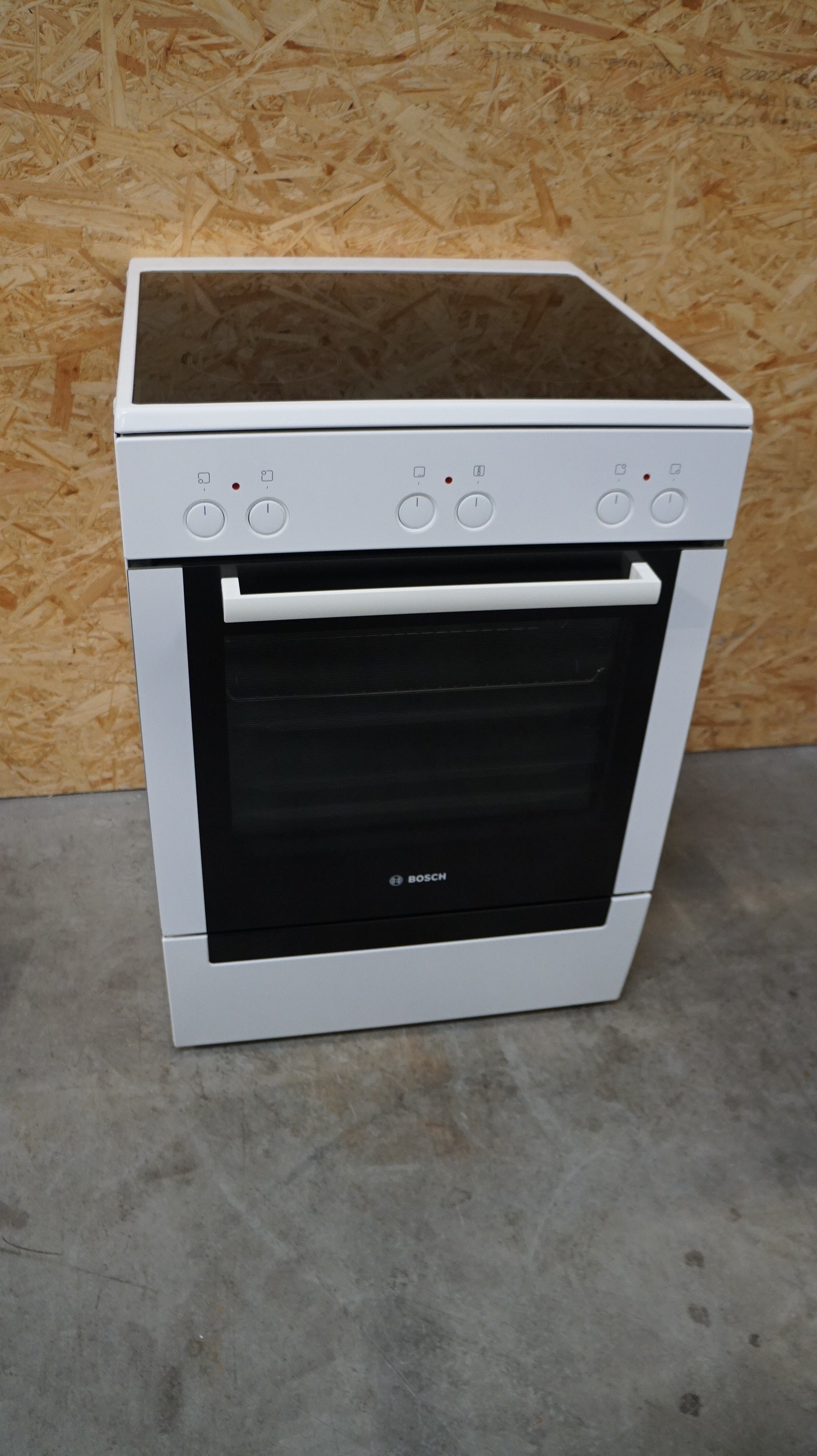 Bosch keramisk komfur HCE722123U - D15380