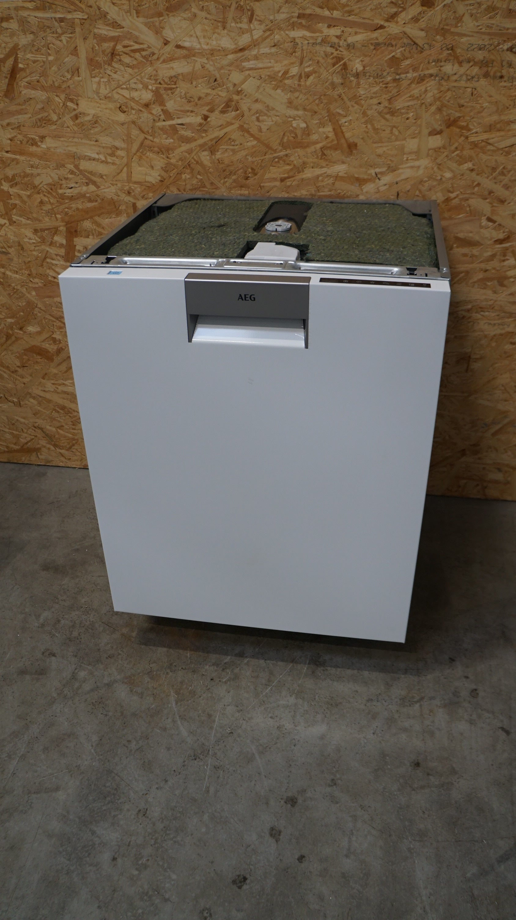 AEG opvaskemaskine FBB83706PW - D09153