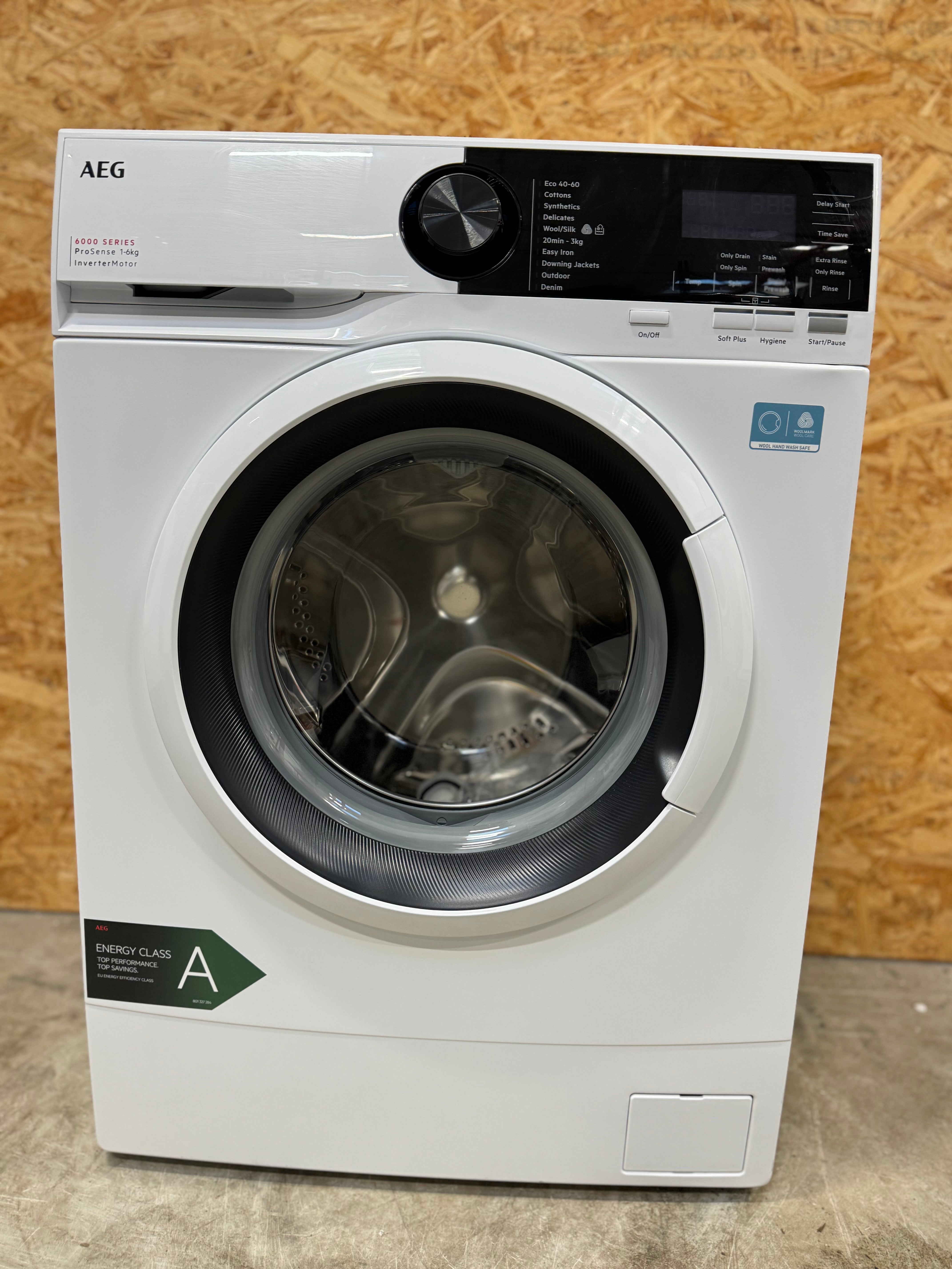 AEG kompakt Slimline vaskemaskine LSR615O62O - D17036