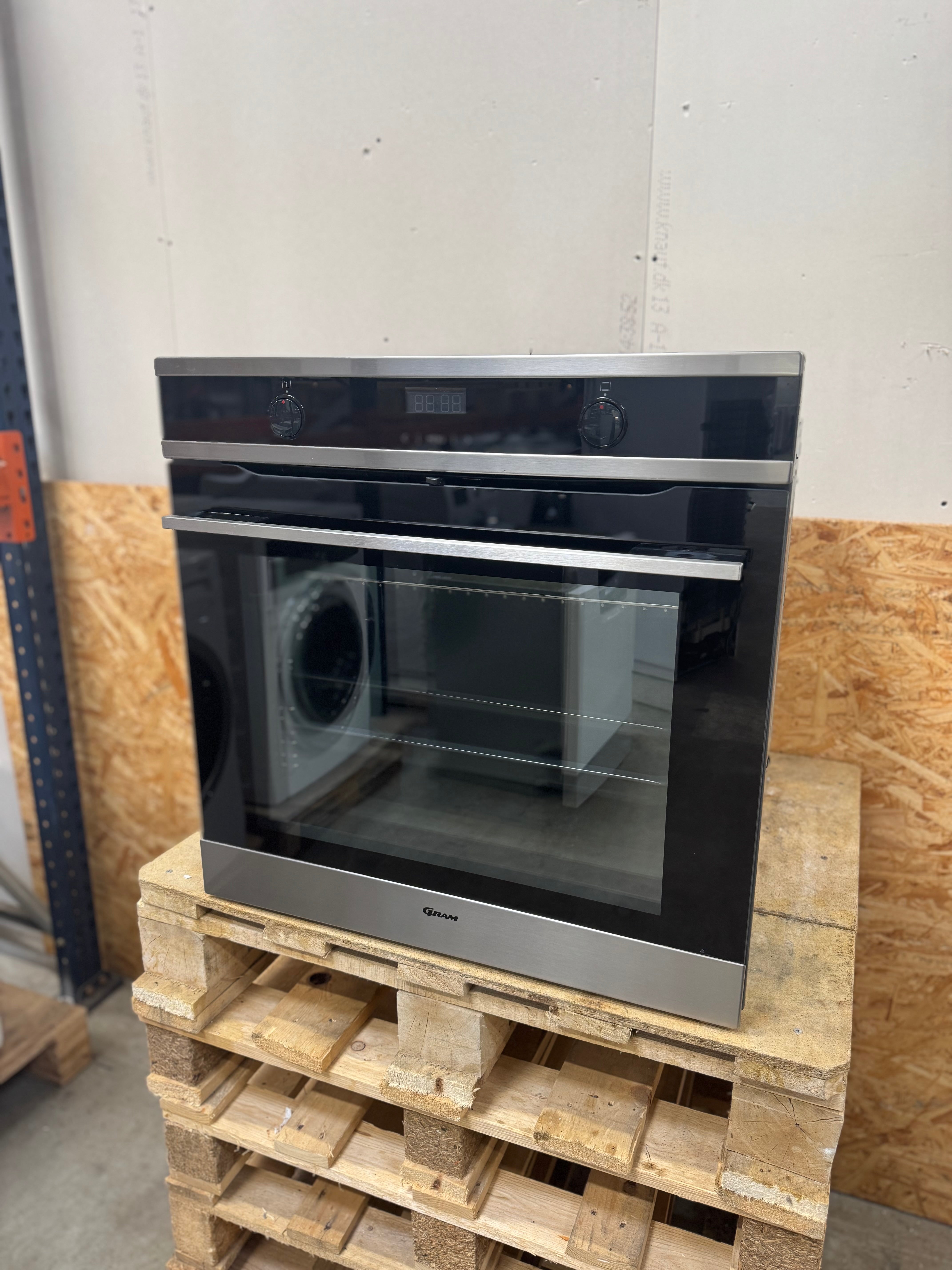 Gram indbygningsovn IO14642-90X - D15102