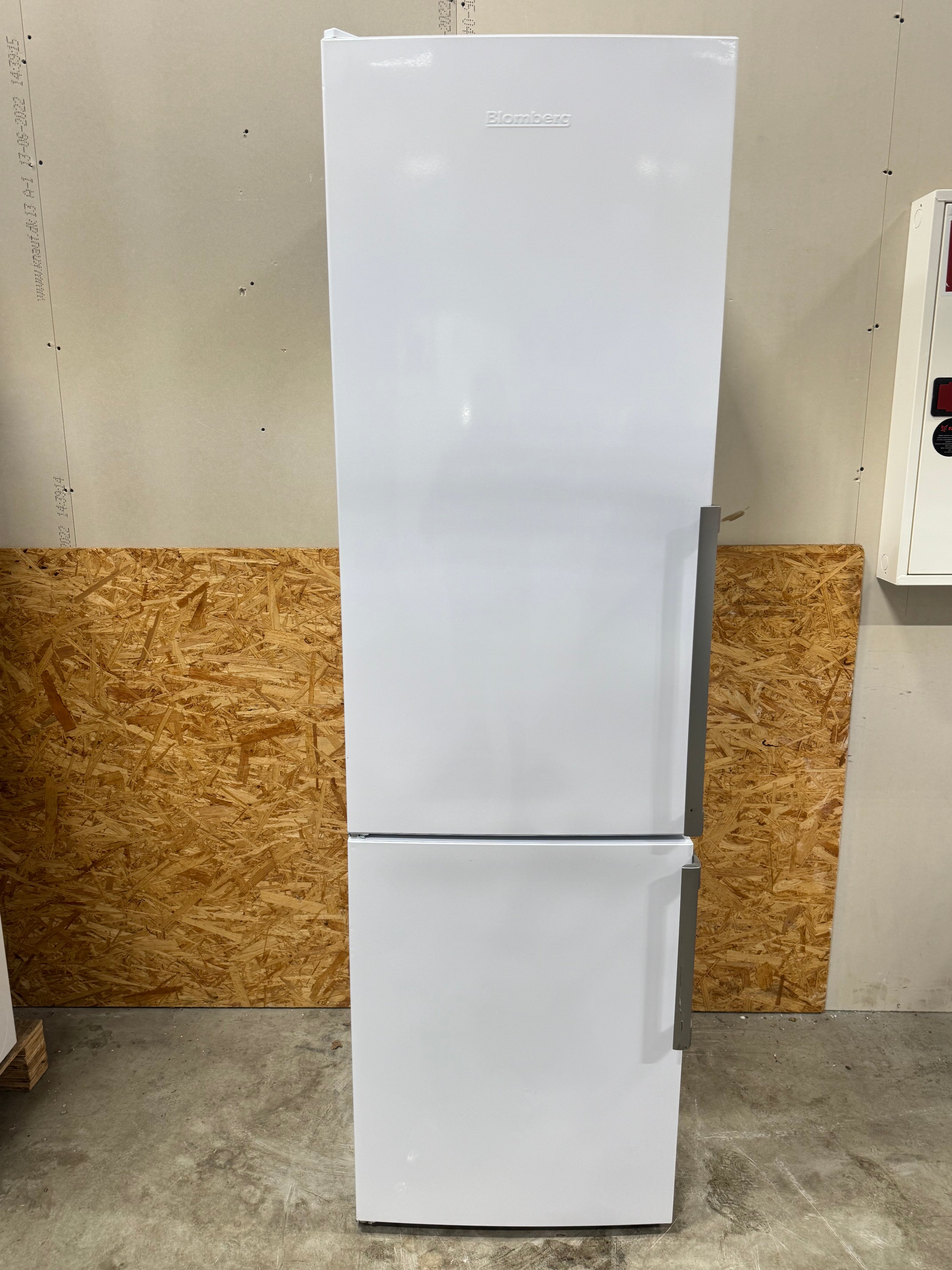 Blomberg køle-fryseskab K60406N - D17242