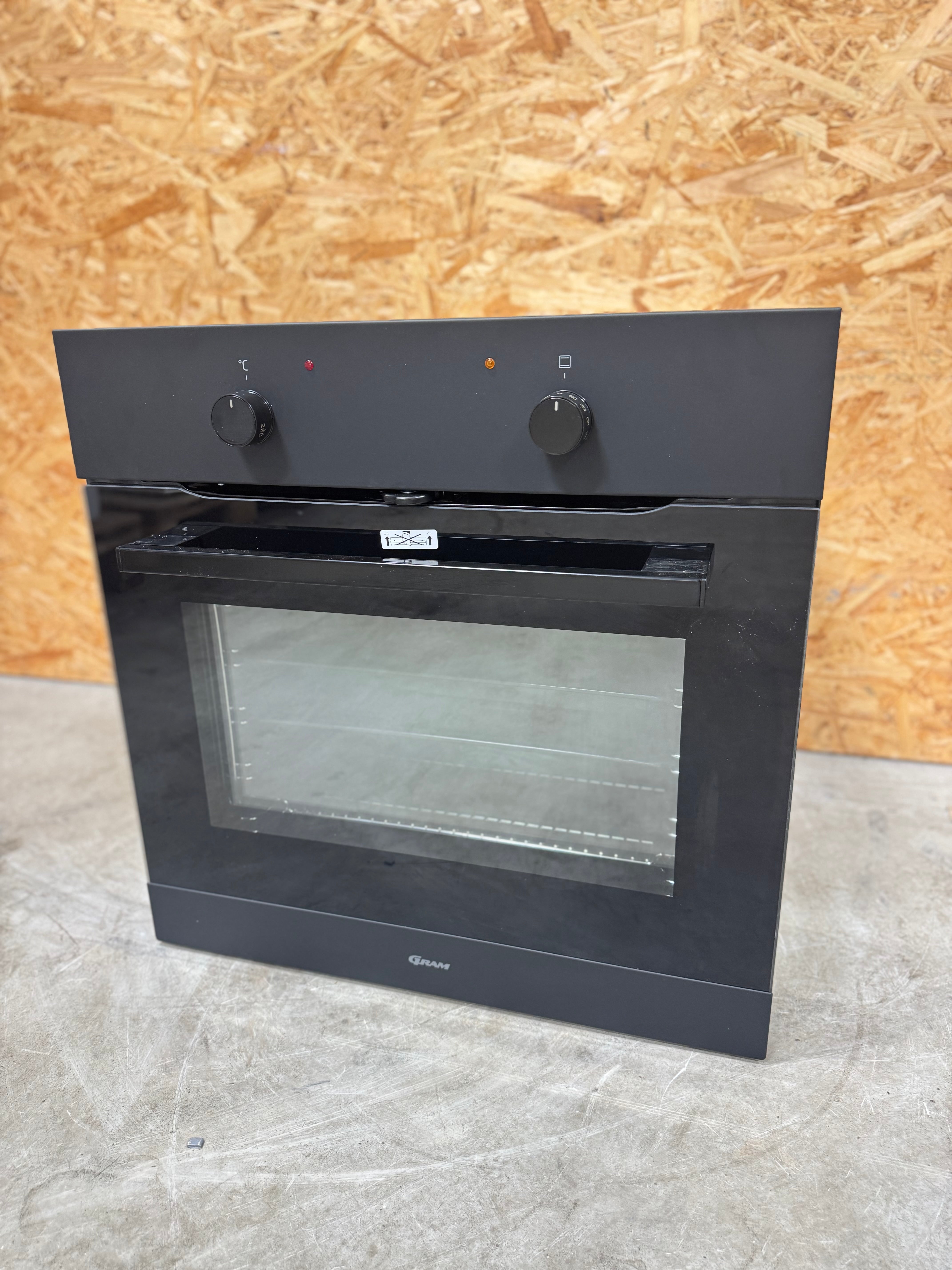 Gram indbygningsovn IO5610-90B - D16951