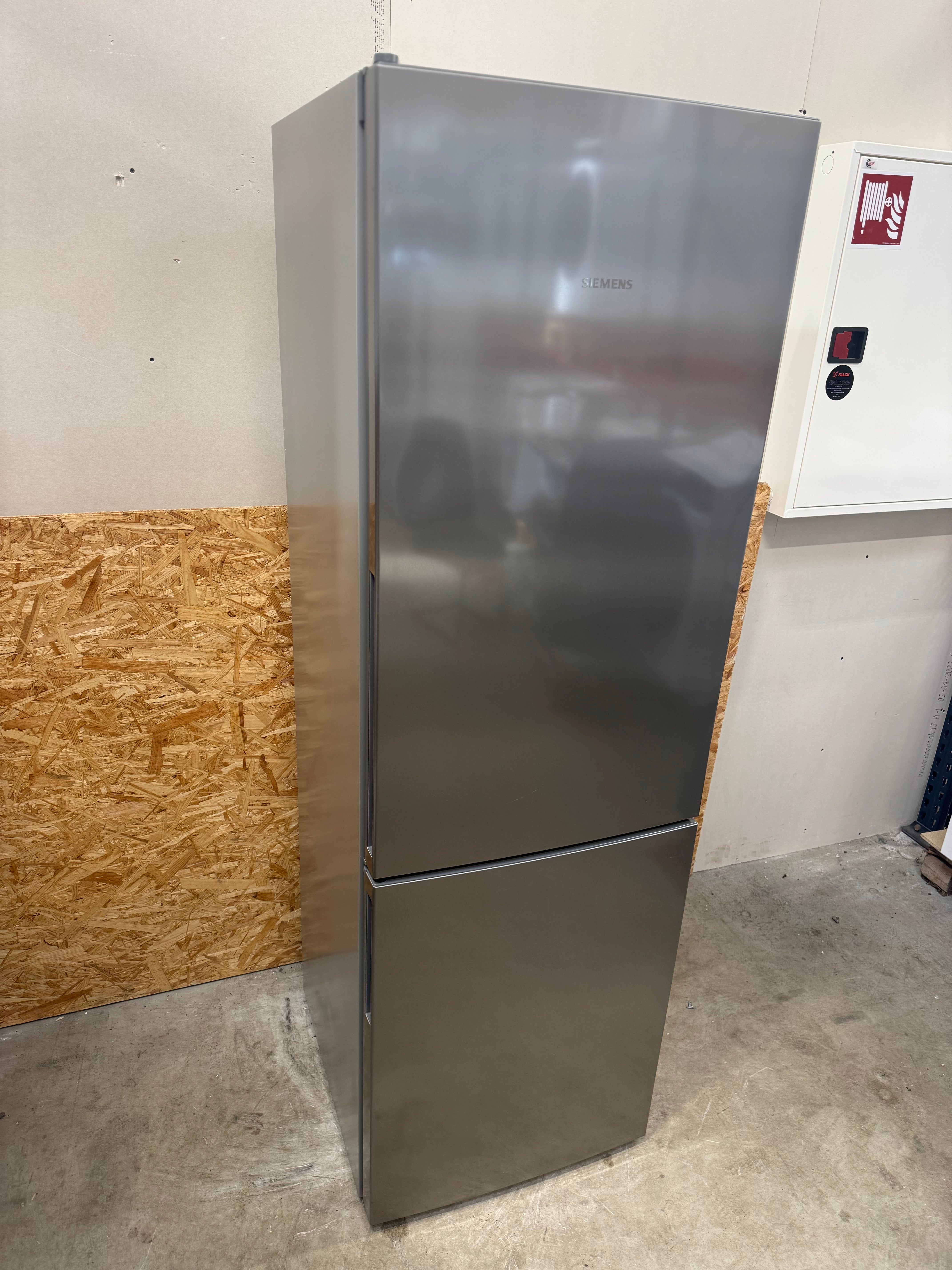 Bosch køle/fryseskab KG36VVI32 - D15934