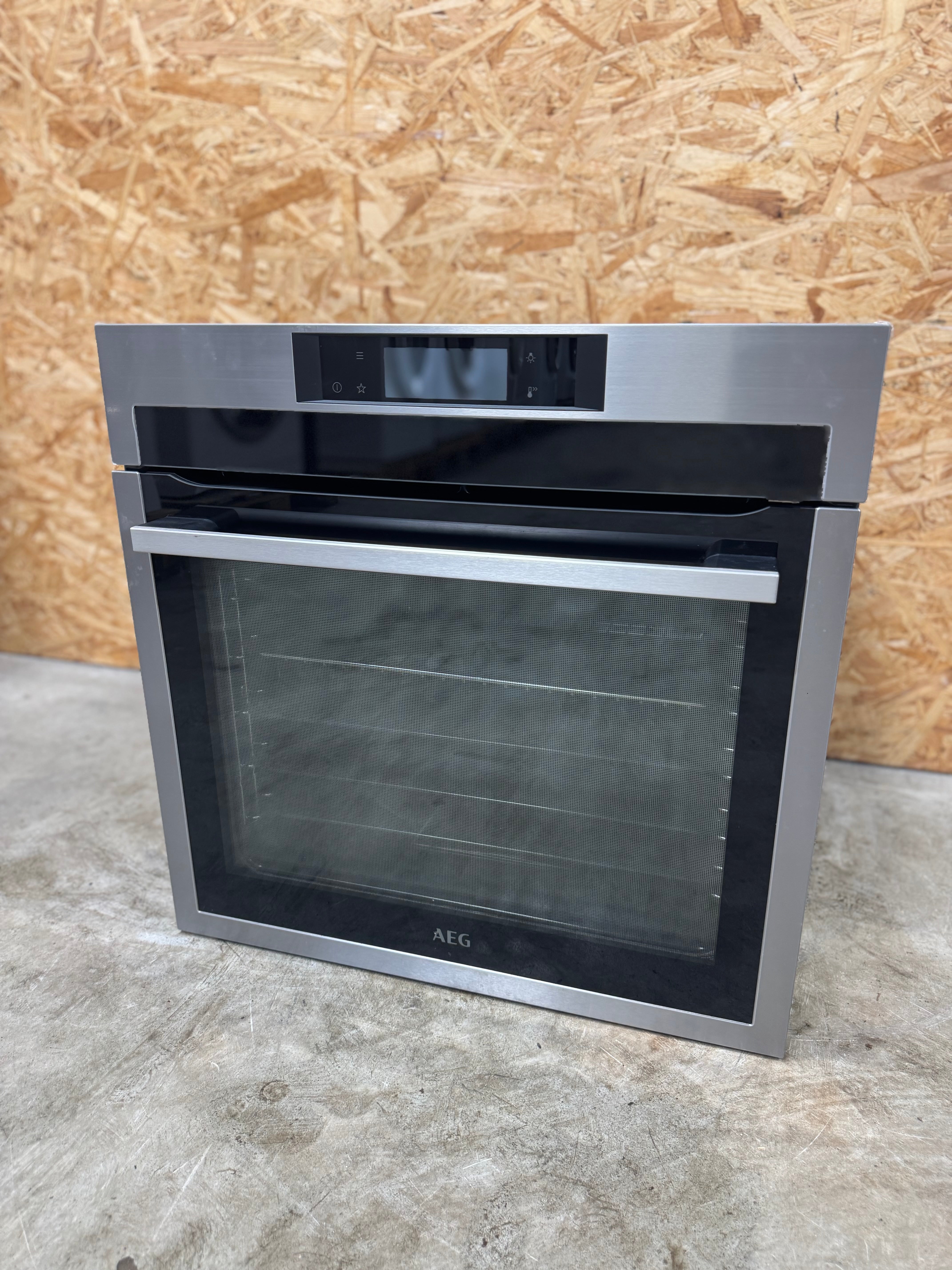 AEG indbygningsovn BFP8002M - D15451