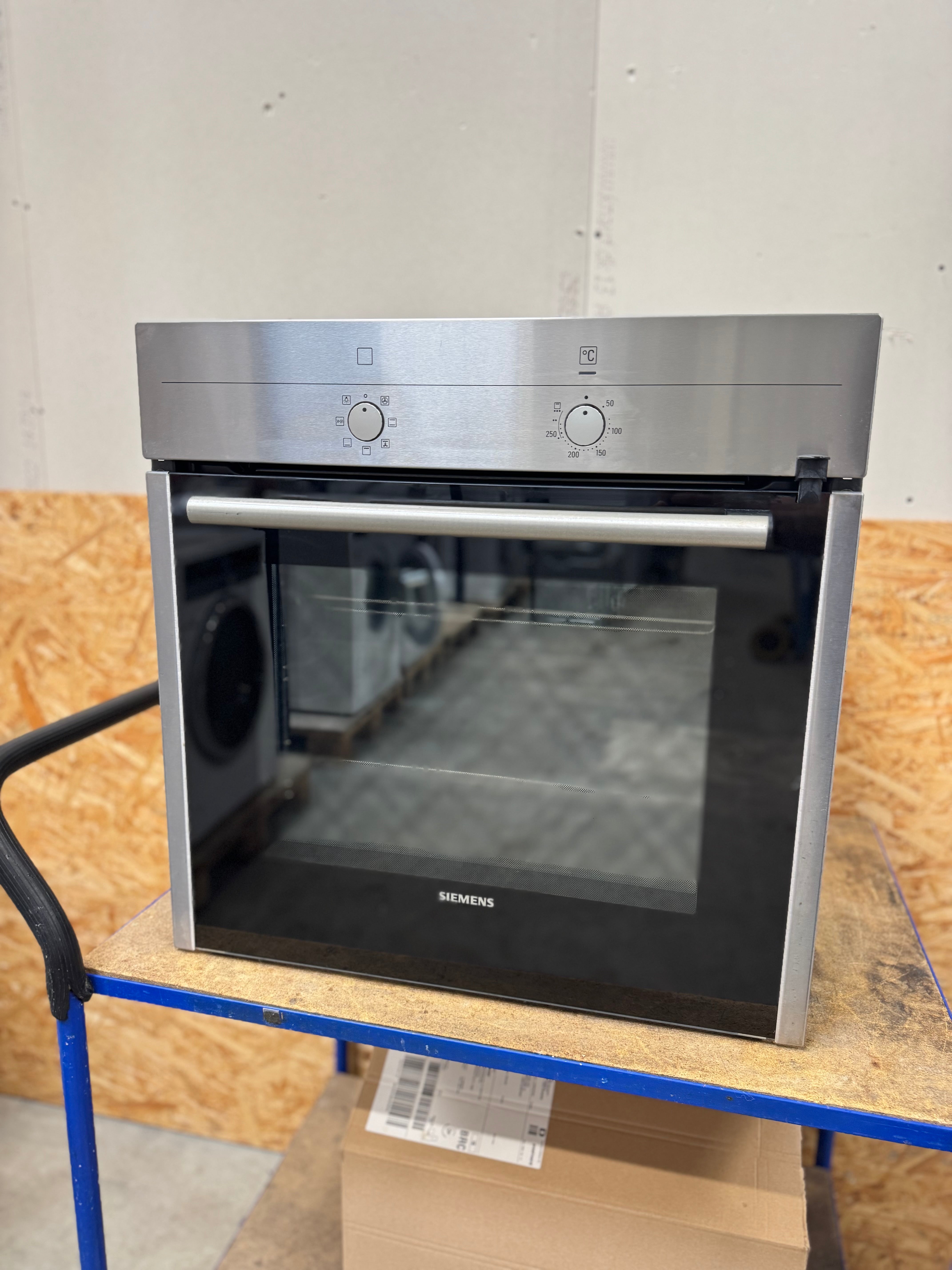 Siemens indbygningsovn HB23AB510S  - D15067