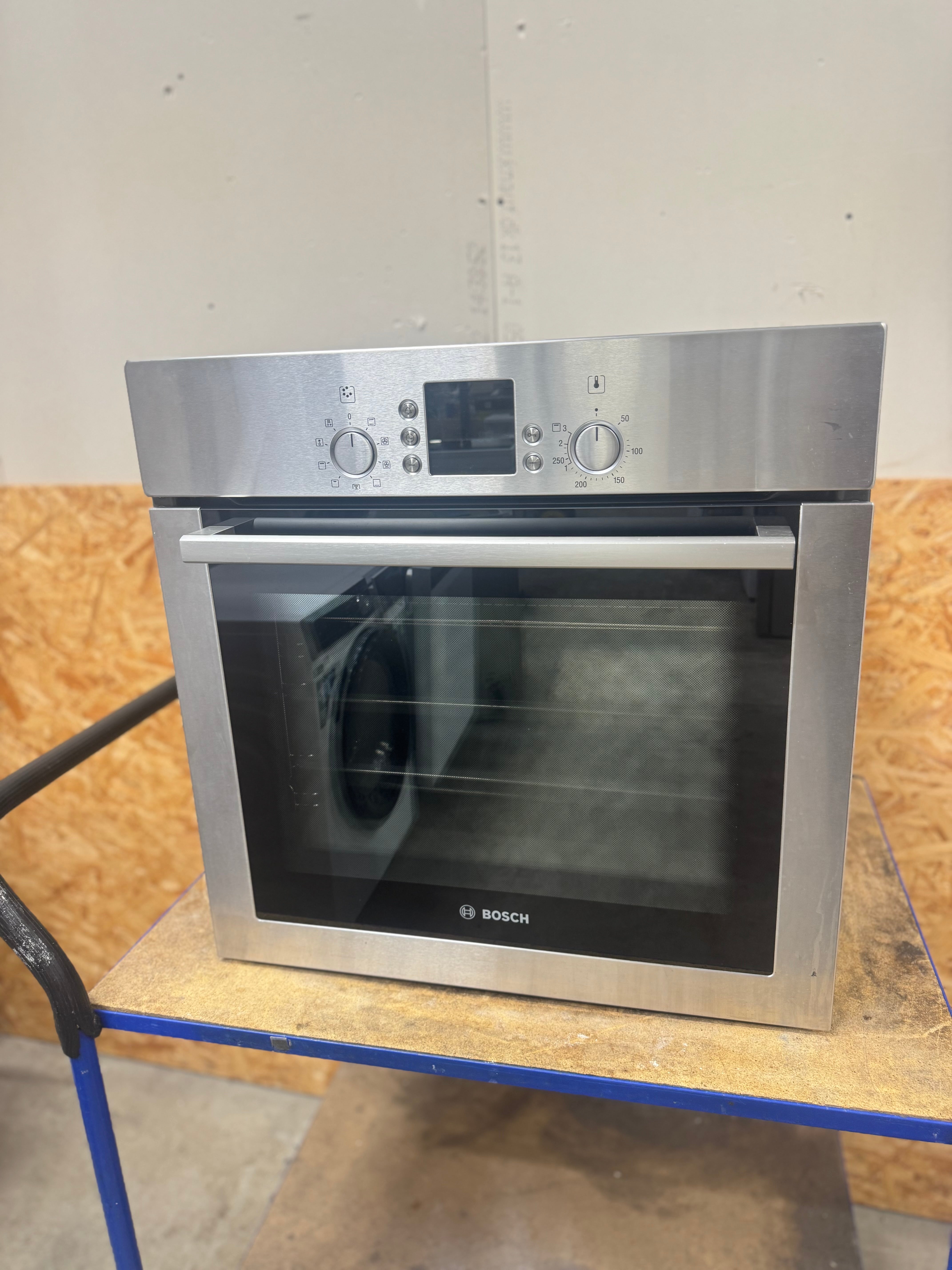 Bosch indbygningsovn HBN340551S - D16606