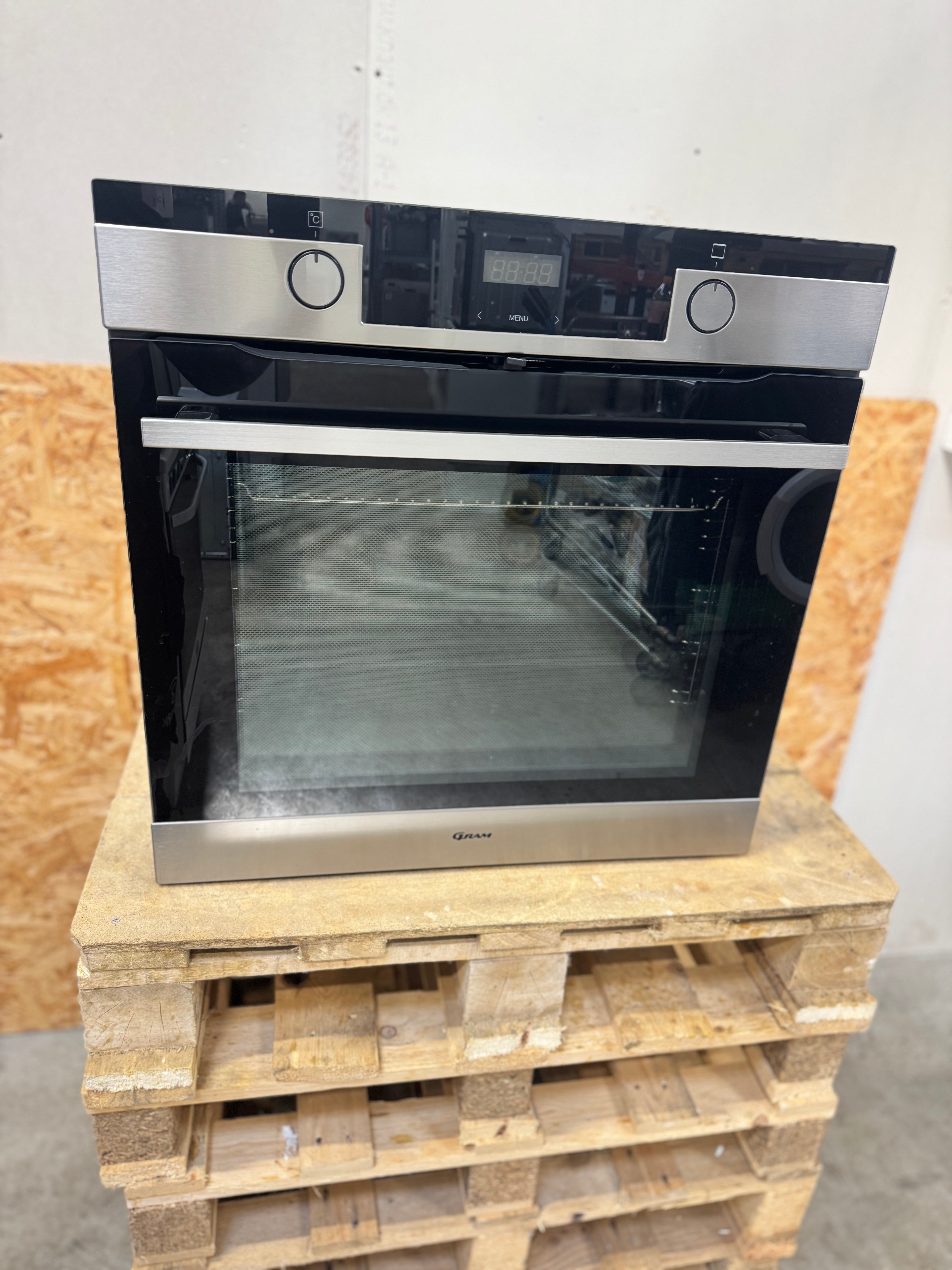 Gram Indbygningsovn IO20642-92X - D15494