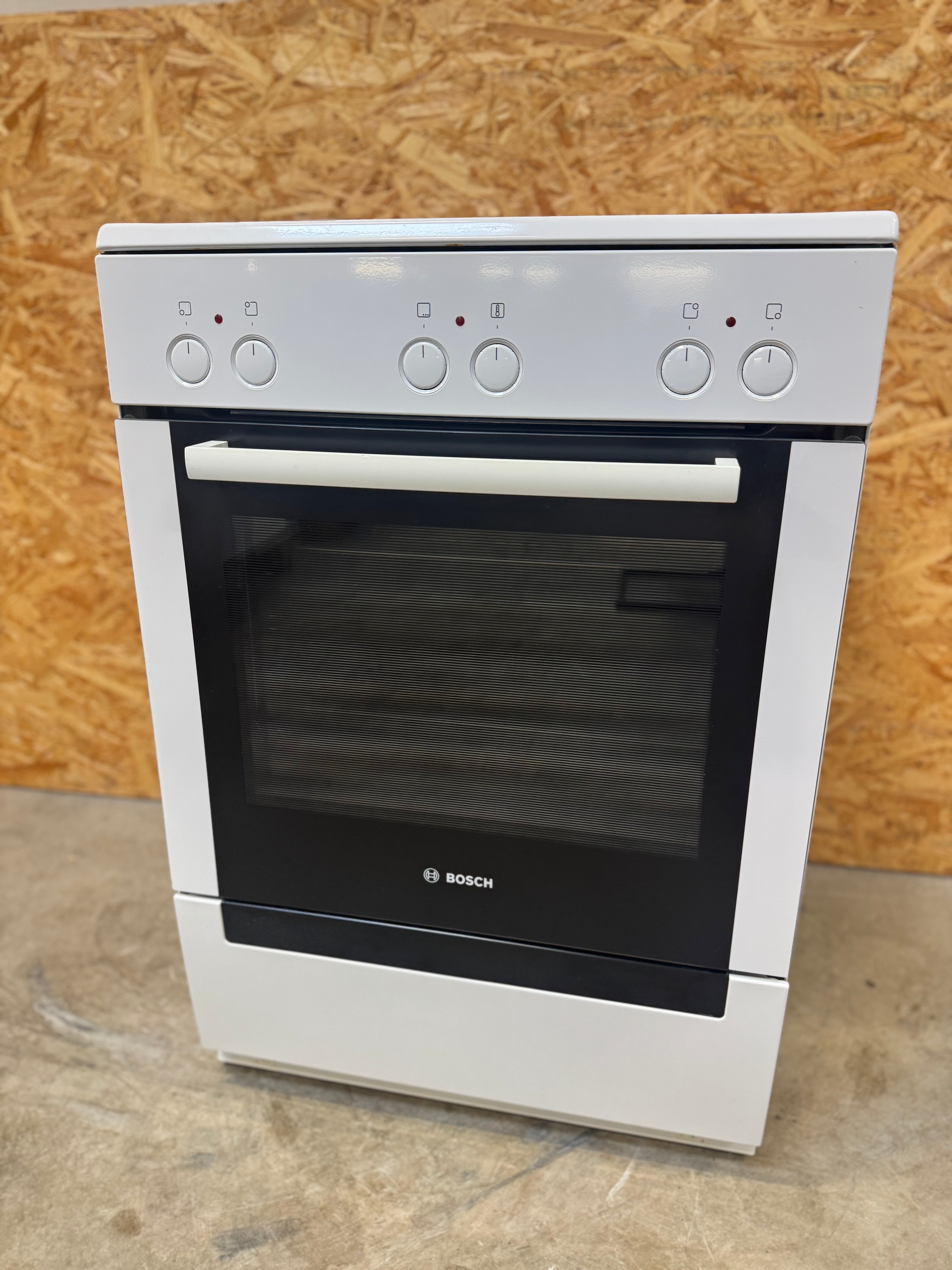 Bosch keramisk komfur HCE722123U - D16012