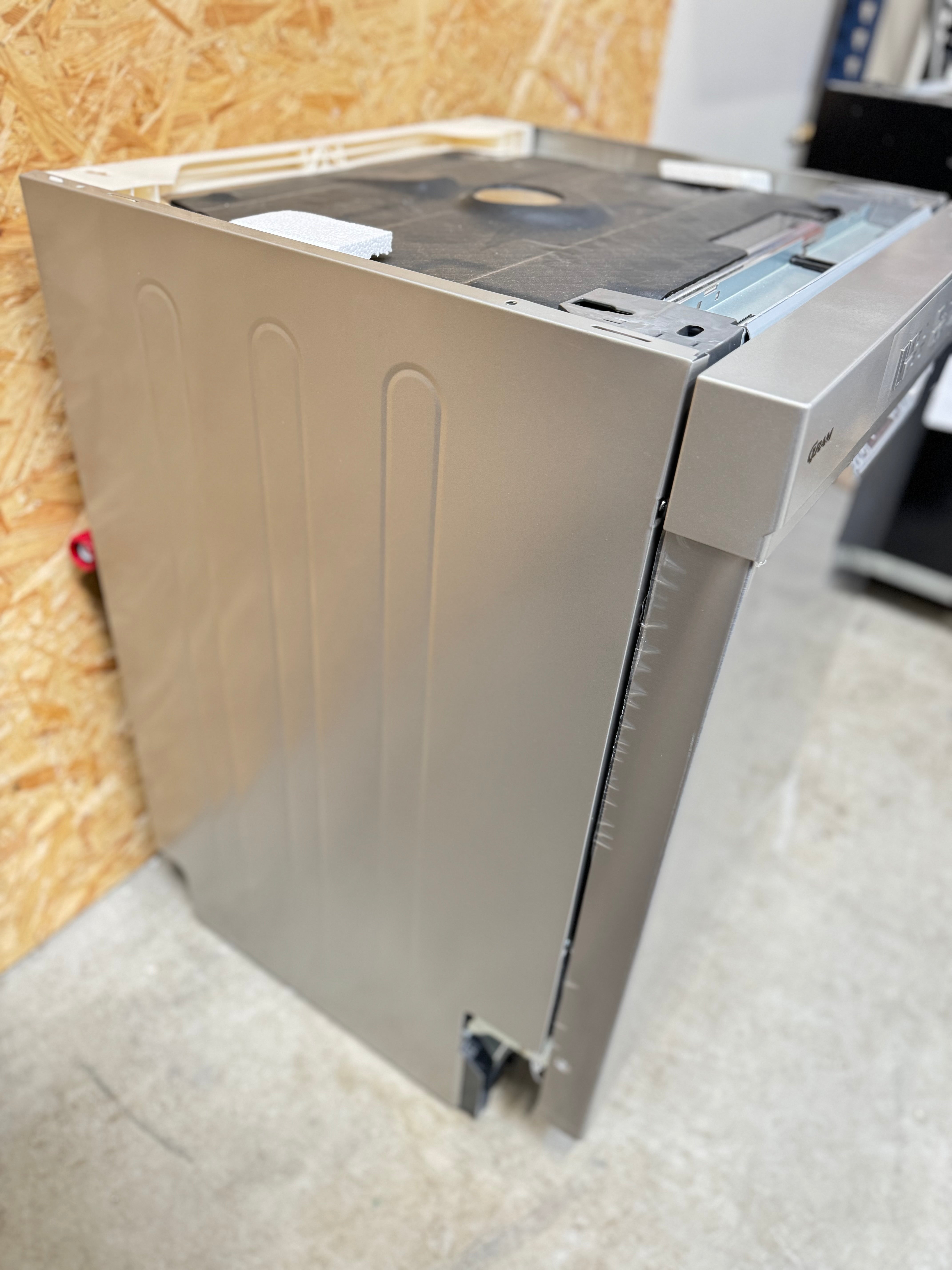 Gram Opvaskemaskine OM6100-90 TX/1 - D09084