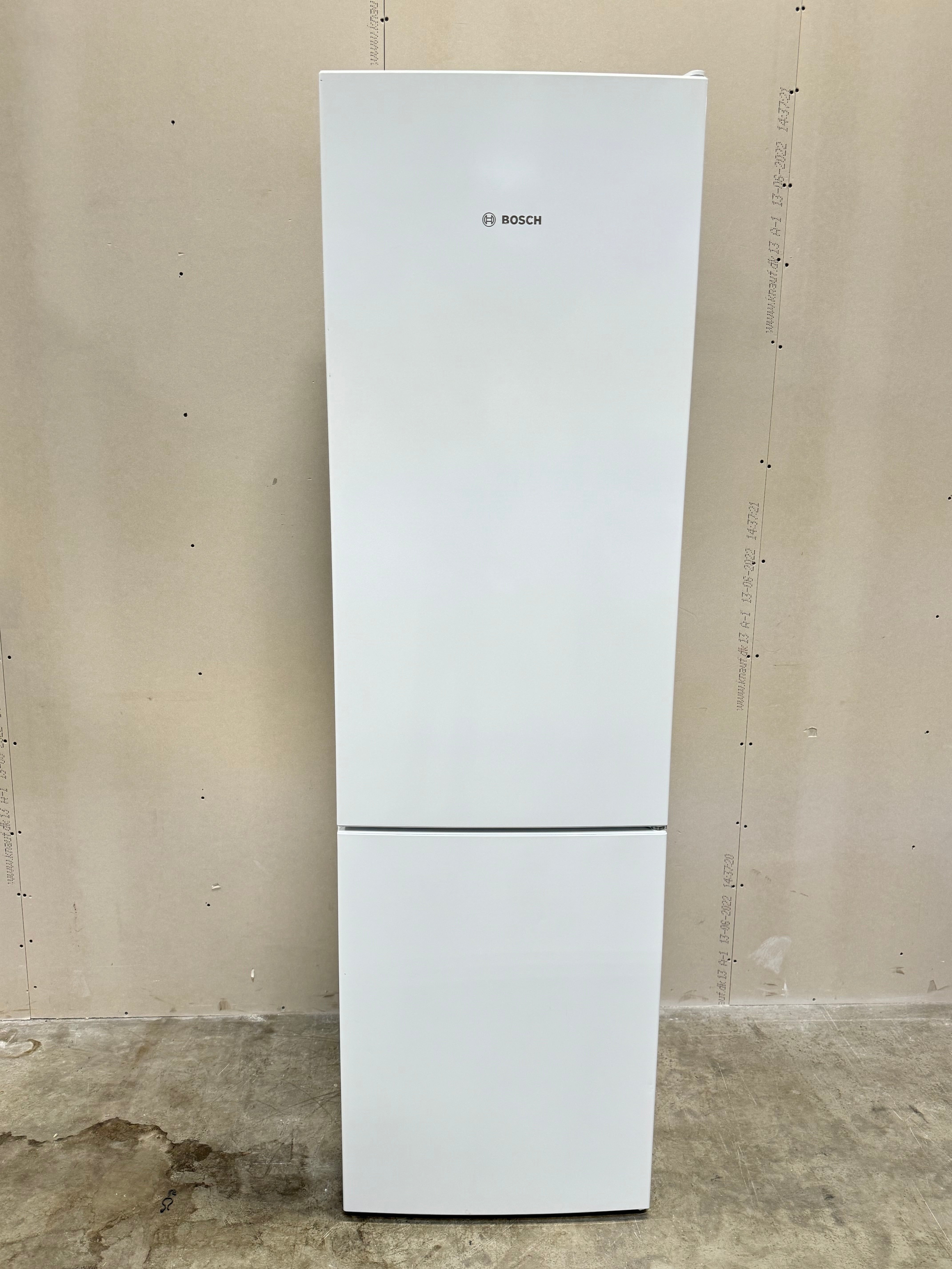 Bosch køle/fryseskab KGV39VWEA - D19211