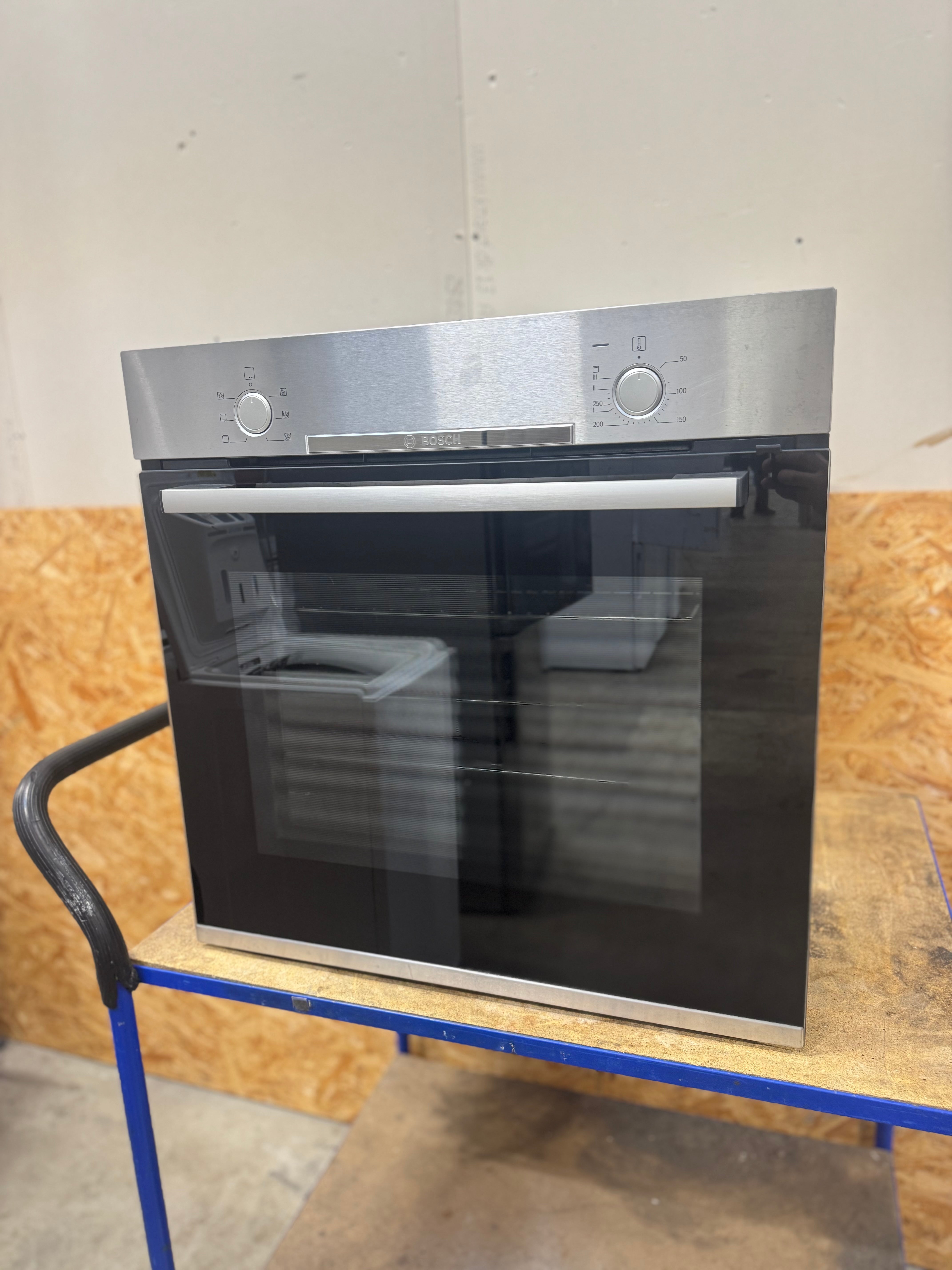 Bosch indbygningsovn HBA530BS0S - D16451