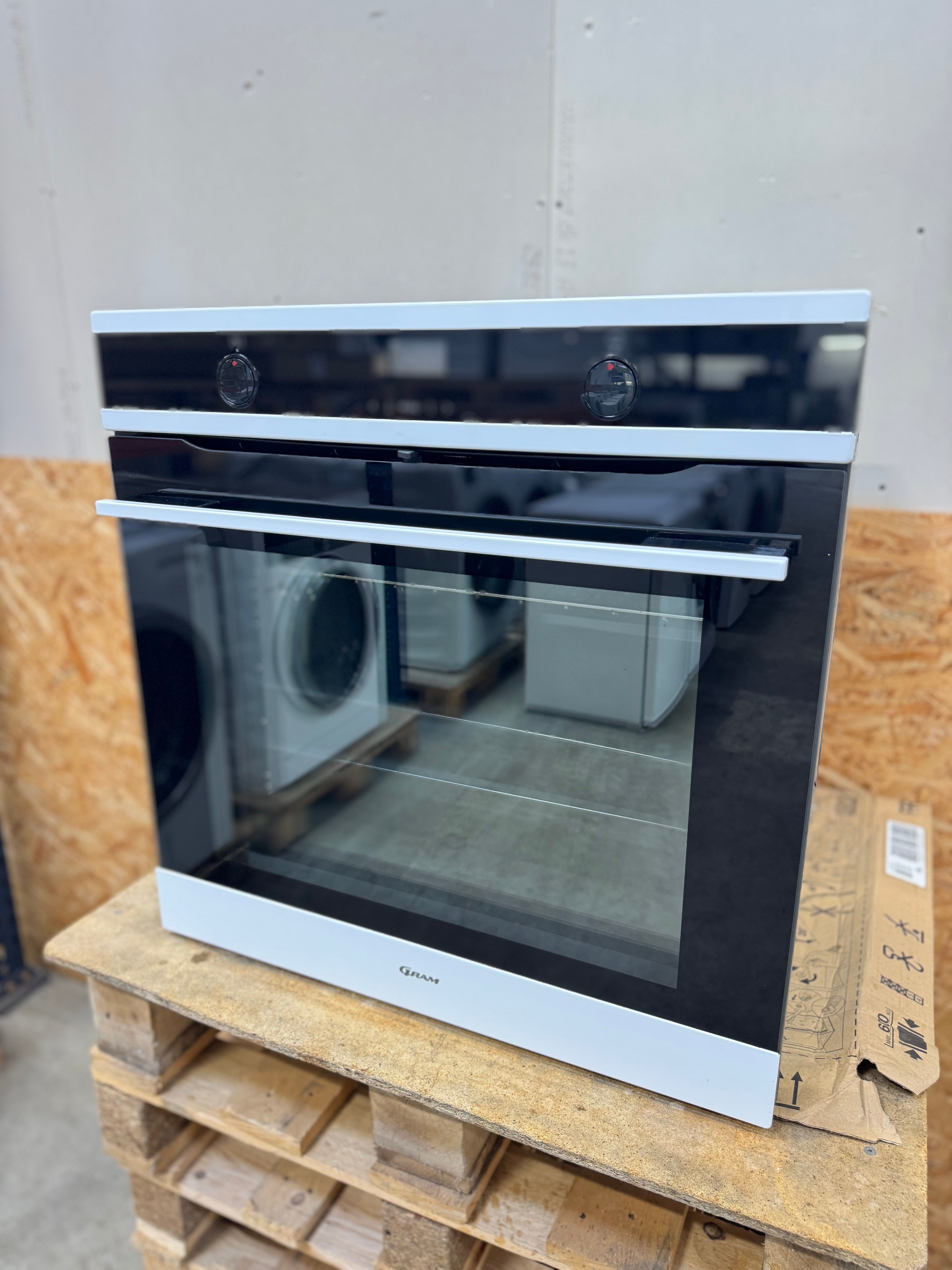 Gram indbygningsovn IO14642-90X - D15560