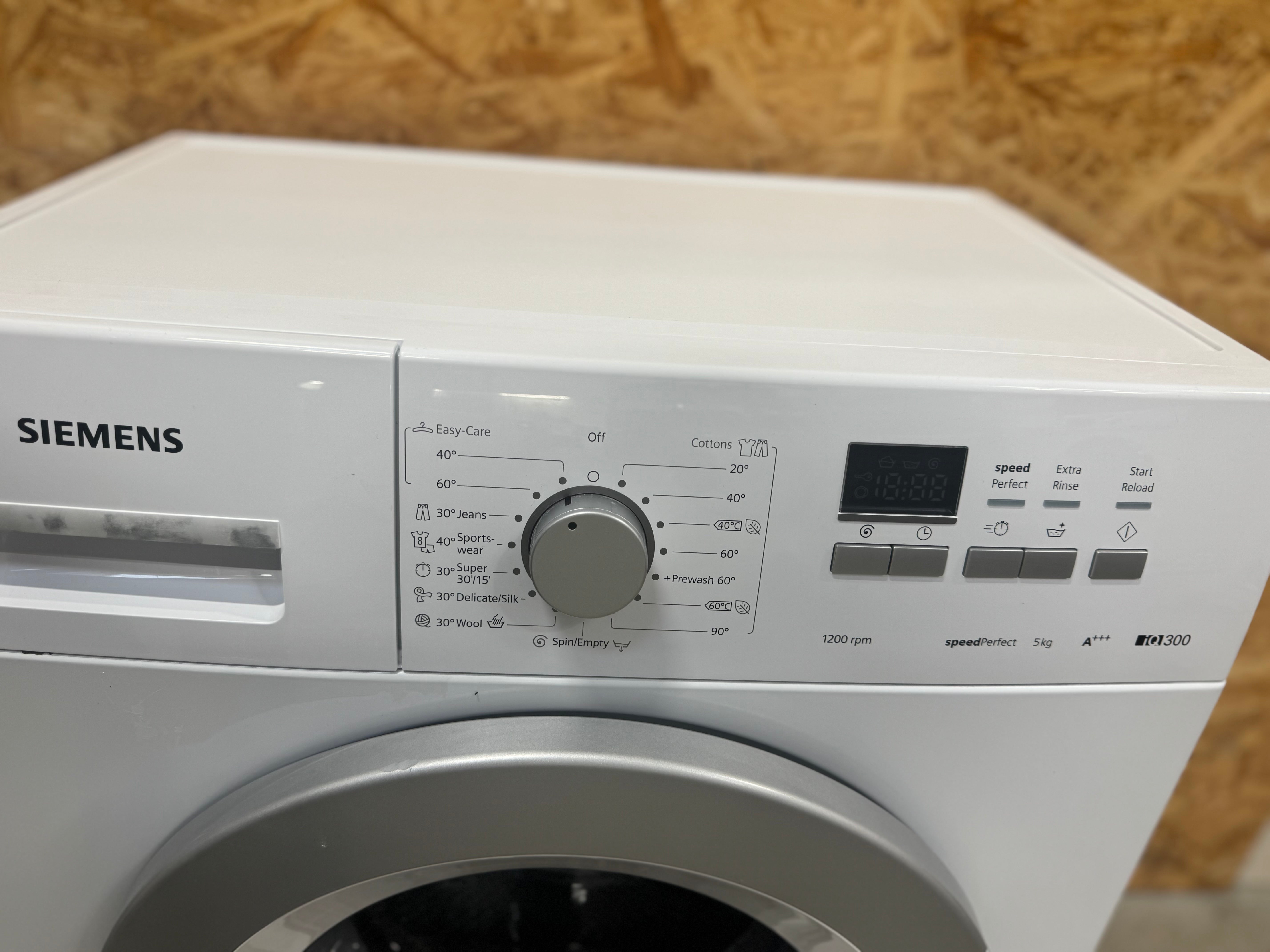 Siemens 40 cm. SlimLine vaskemaskine WS12G160BY - D17058