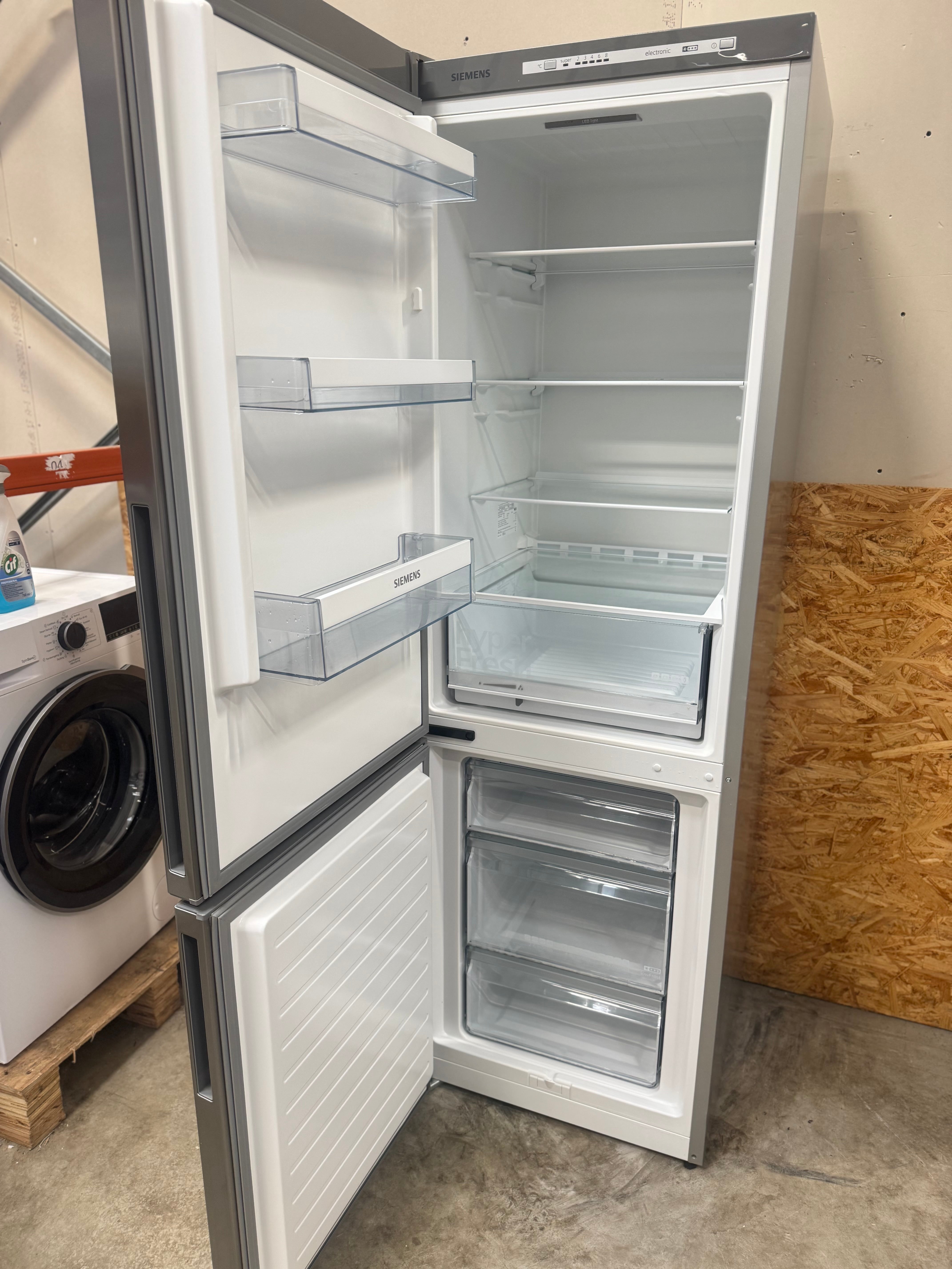 Siemens køle/fryseskab KG36VVI32 - D18295