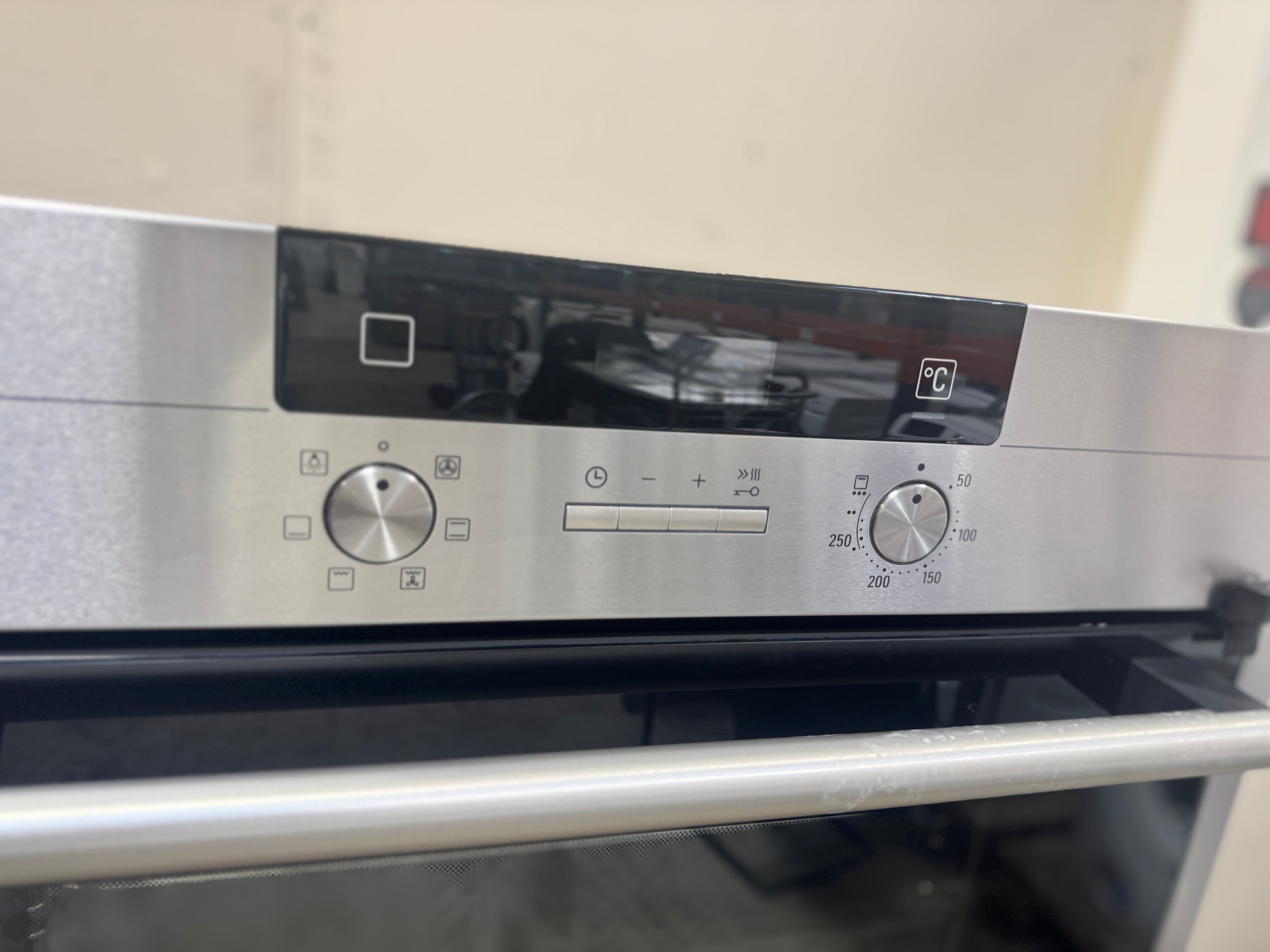 Siemens iQ500 indbygningsovn HB23AB522S - D16419