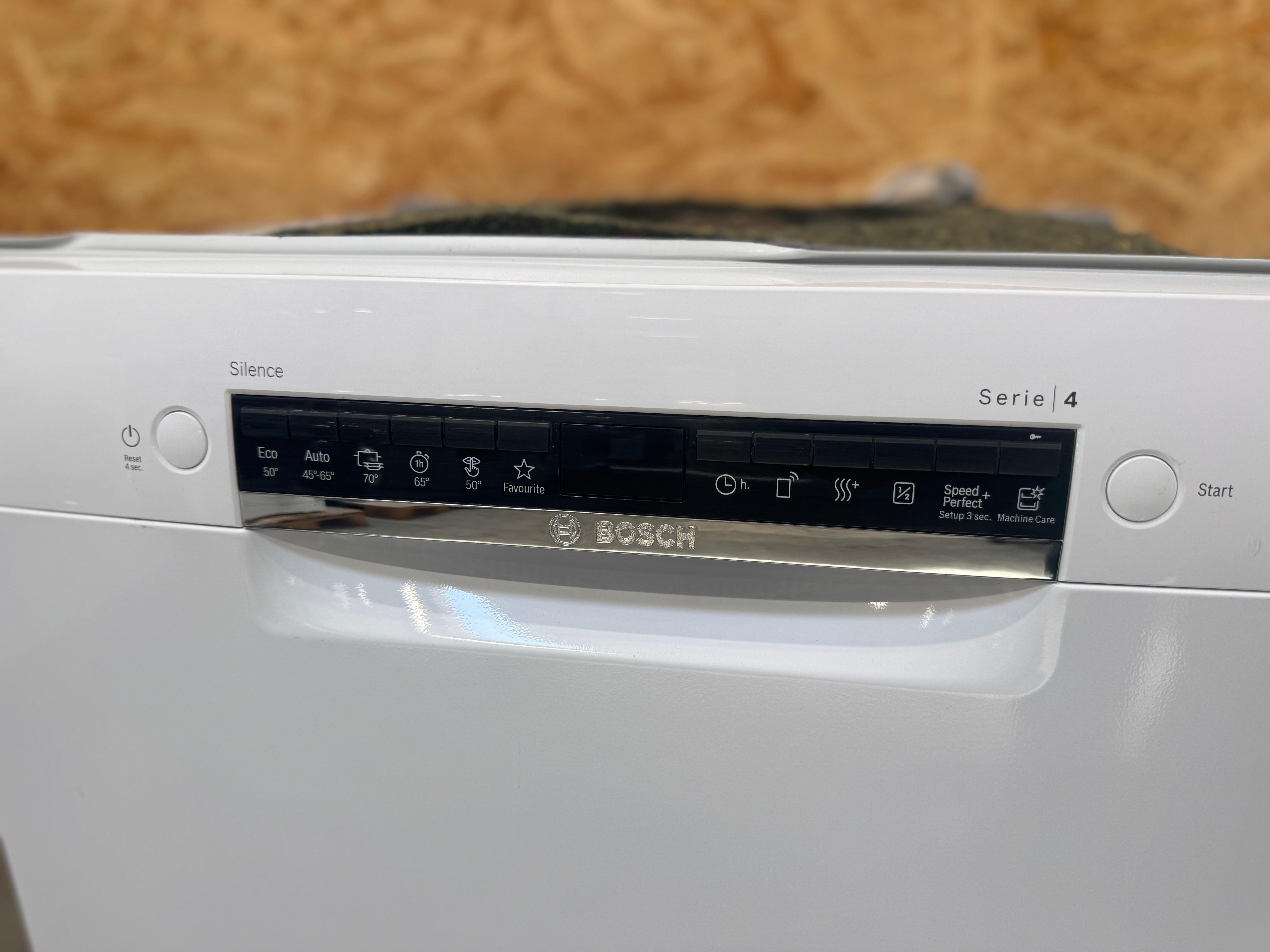 Bosch Series 4 opvaskemaskine SMU4HVW71S - D15632