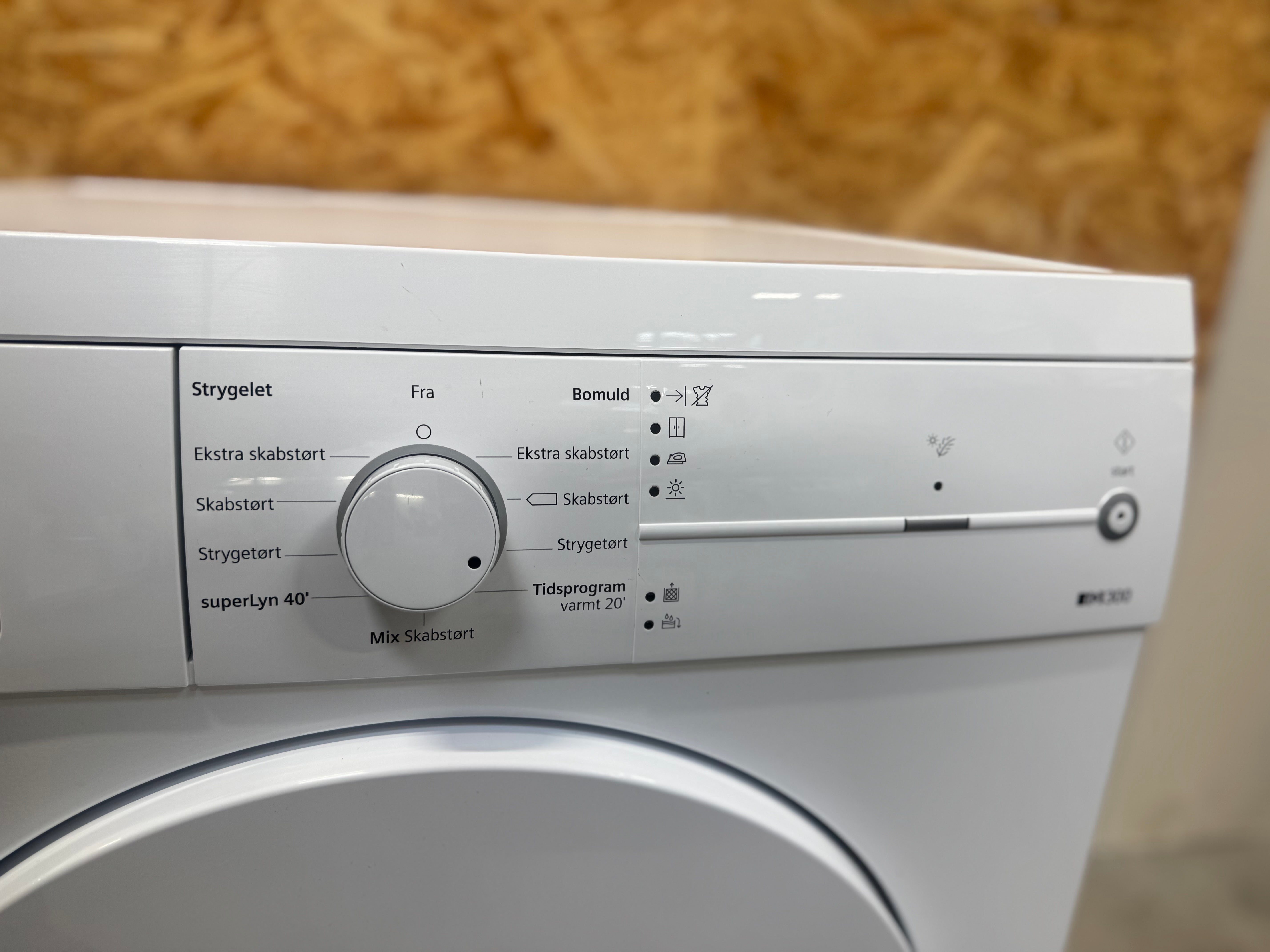 Siemens kondenstørretumbler WT44E1L7DN - D18175