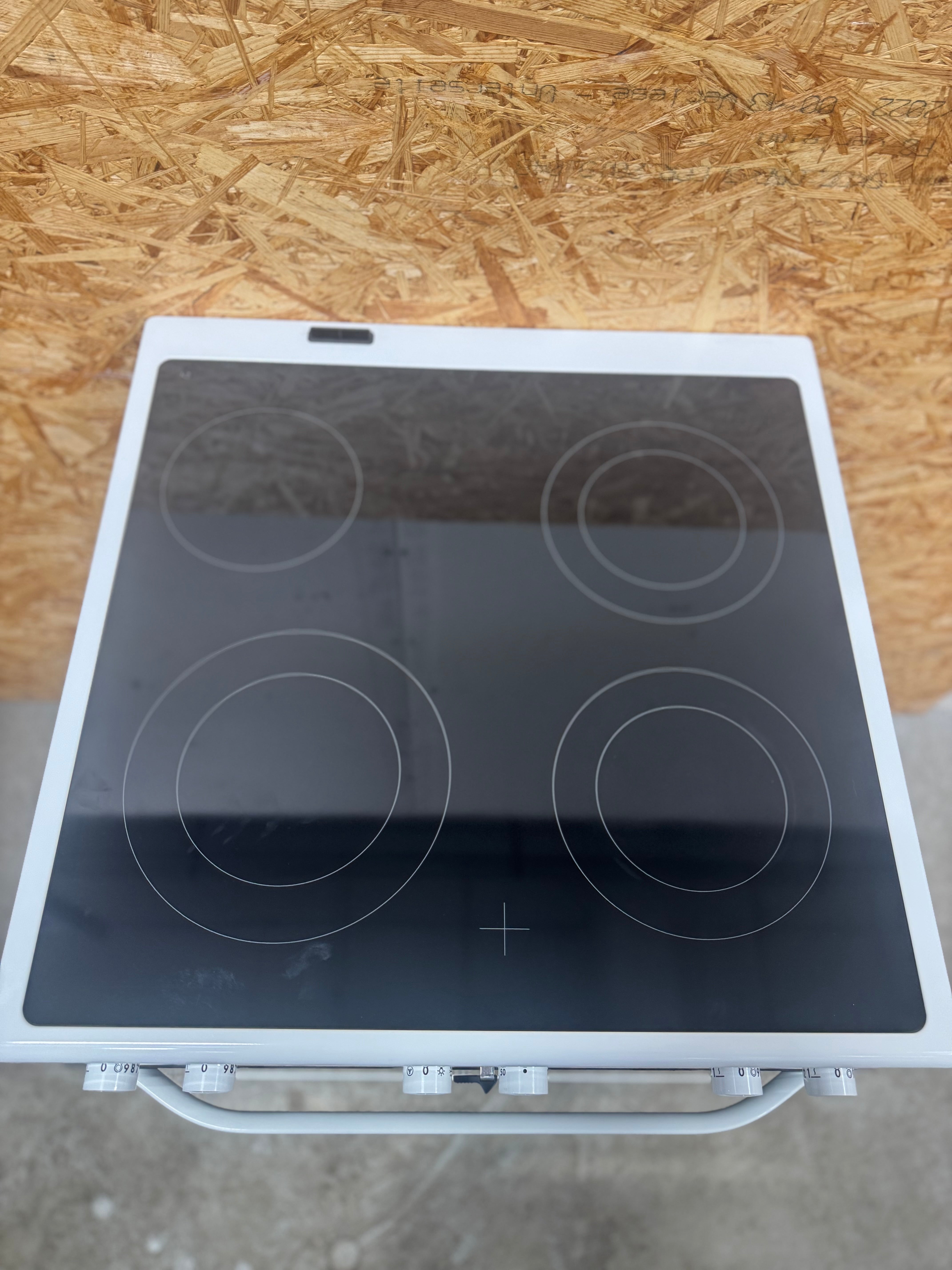 Voss keramisk komfur ELK13039HV - D17529