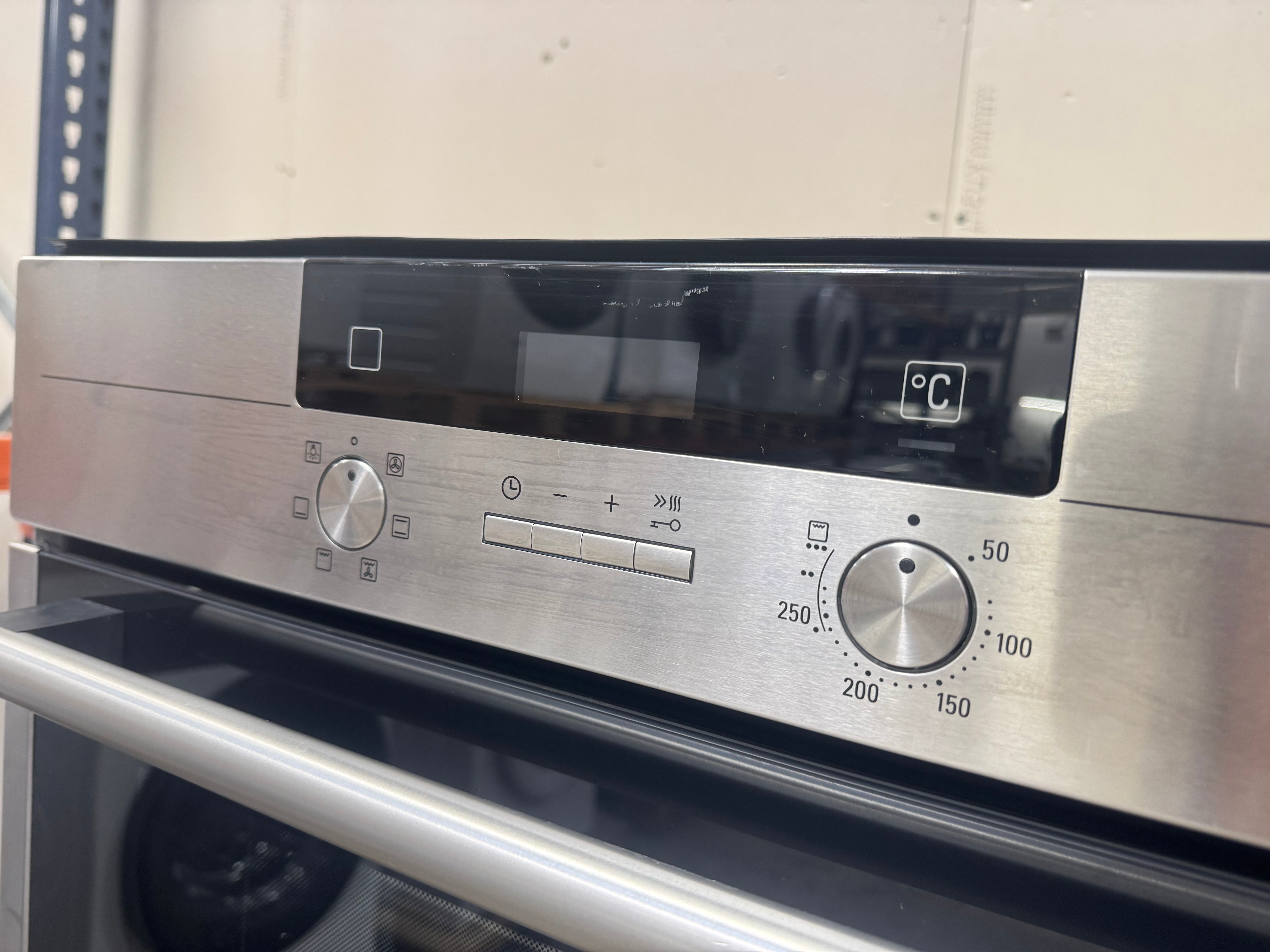 Siemens iQ500 indbygningsovn HB23AB522S - D18412