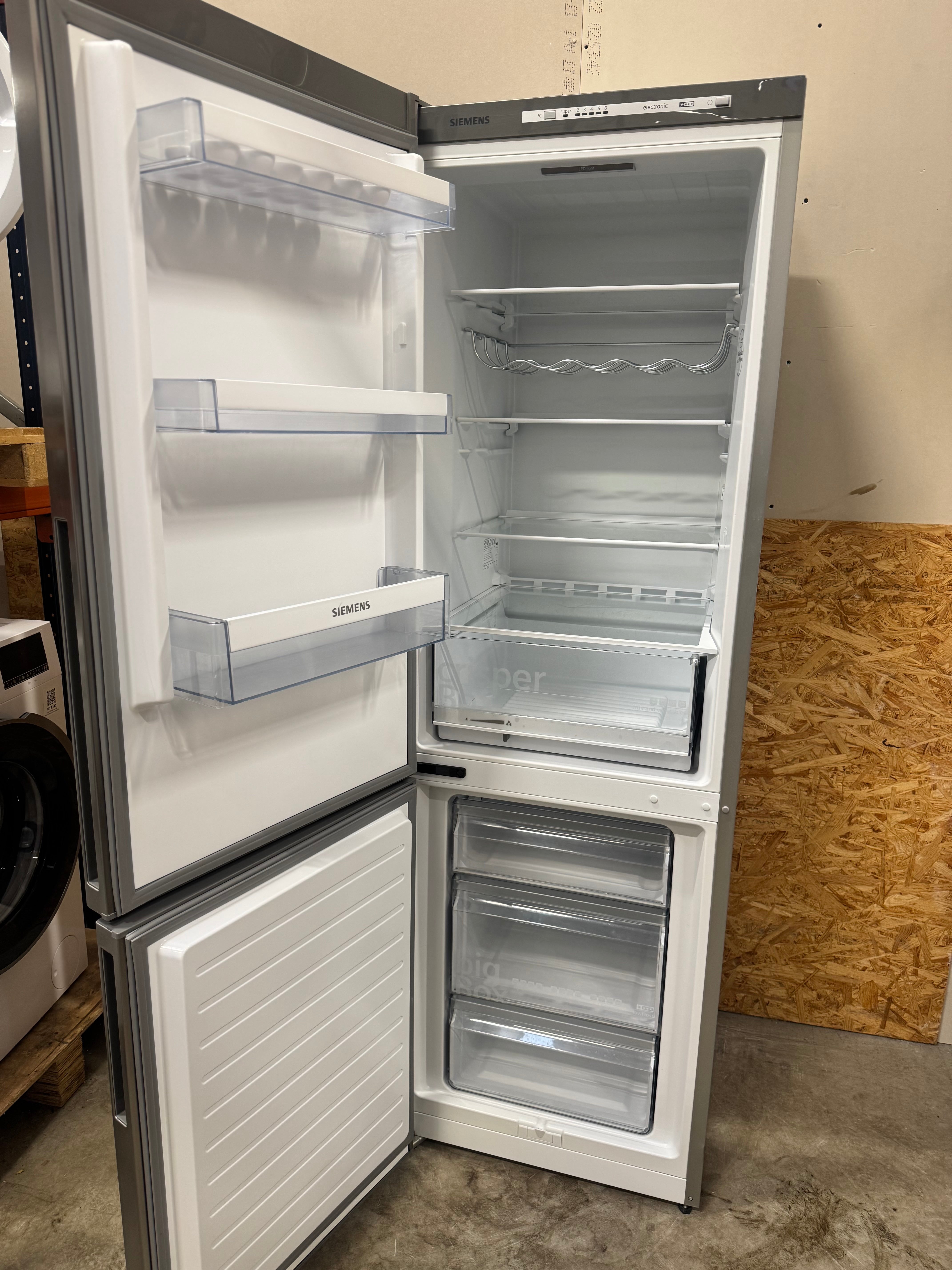 Siemens køle/fryseskab KG36VVI32 - D18289