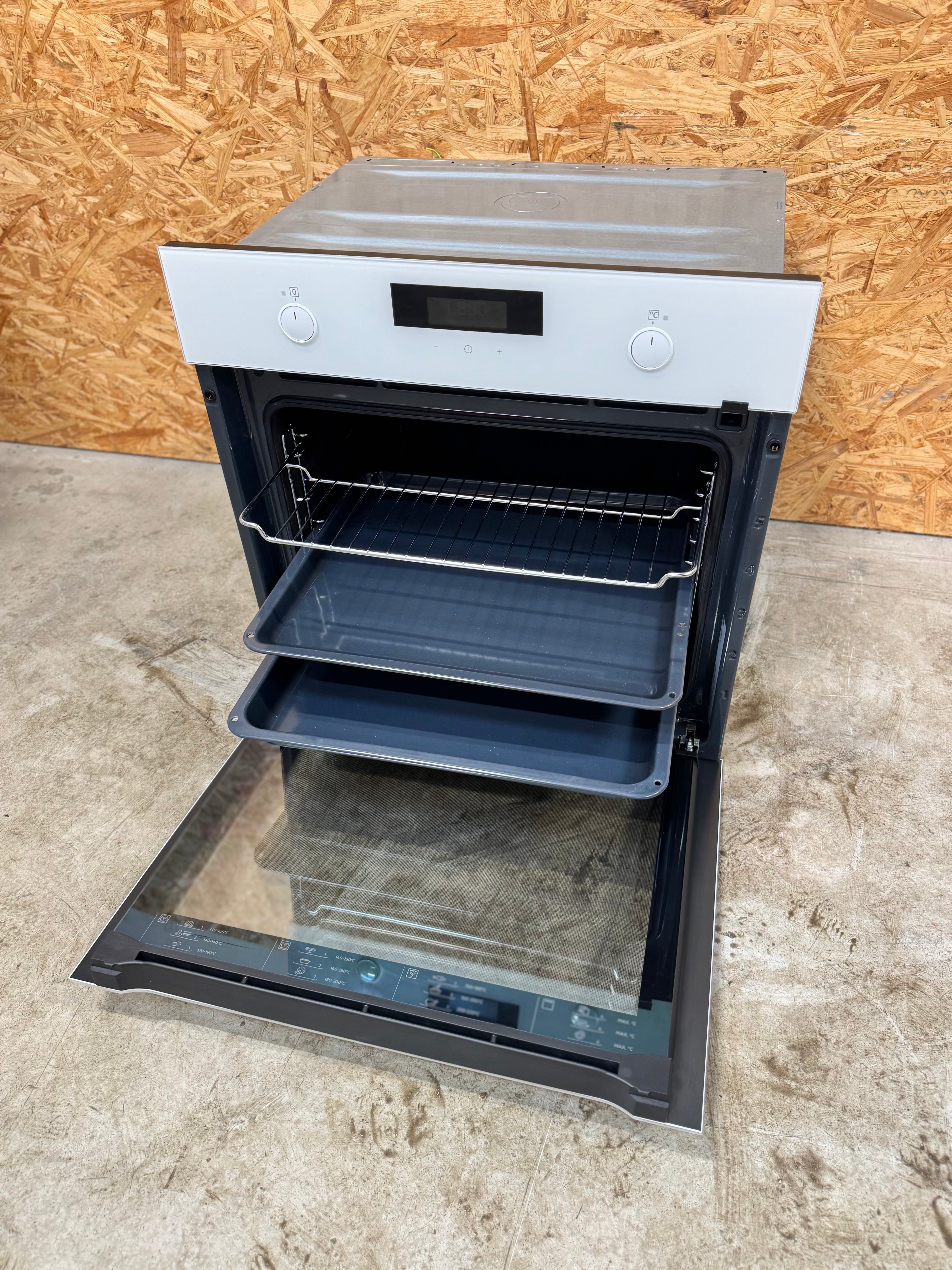 Voss indbygningsovn IEL740XHV - D16342