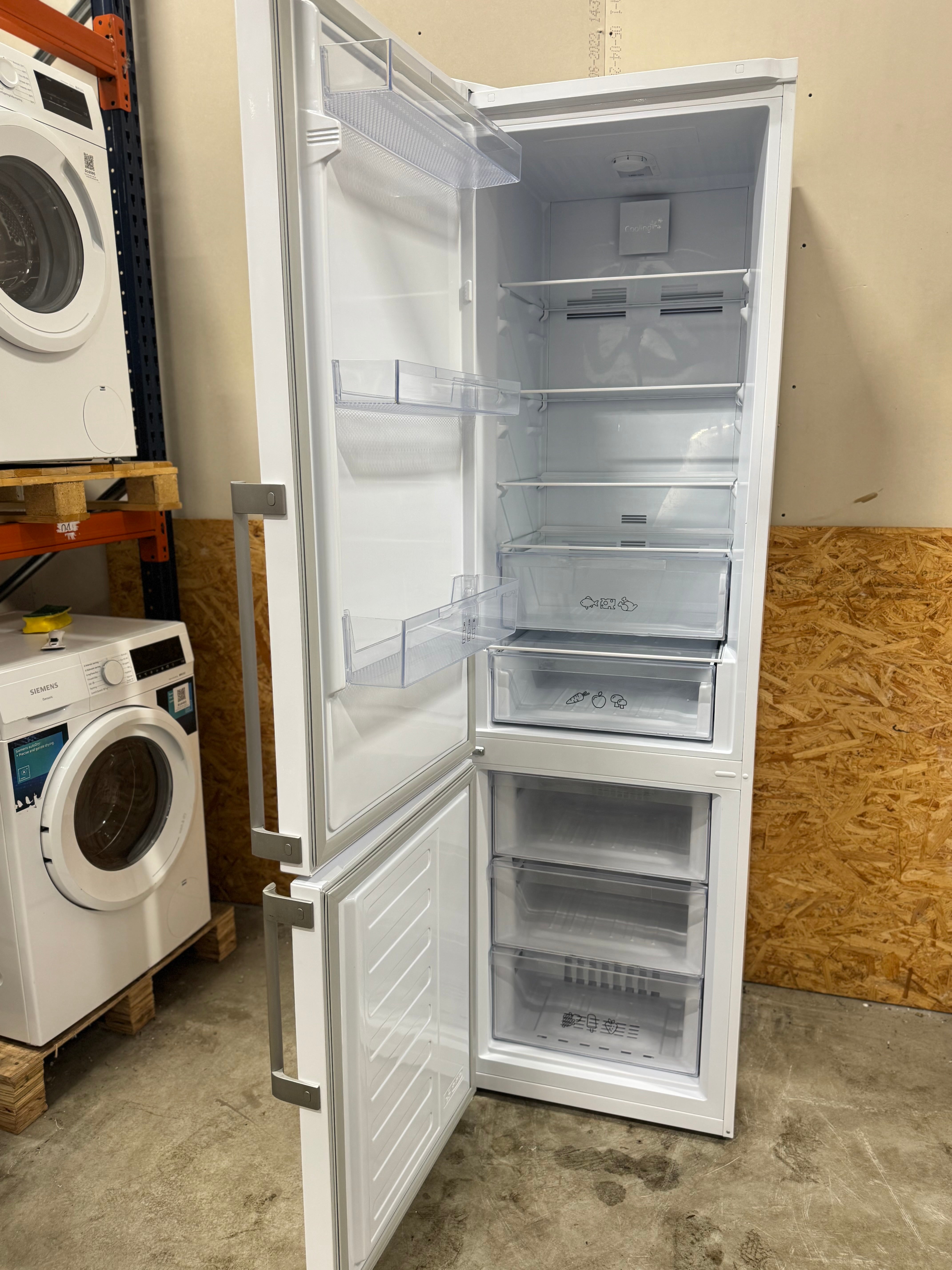 Blomberg køle-fryseskab K60406N - D17242