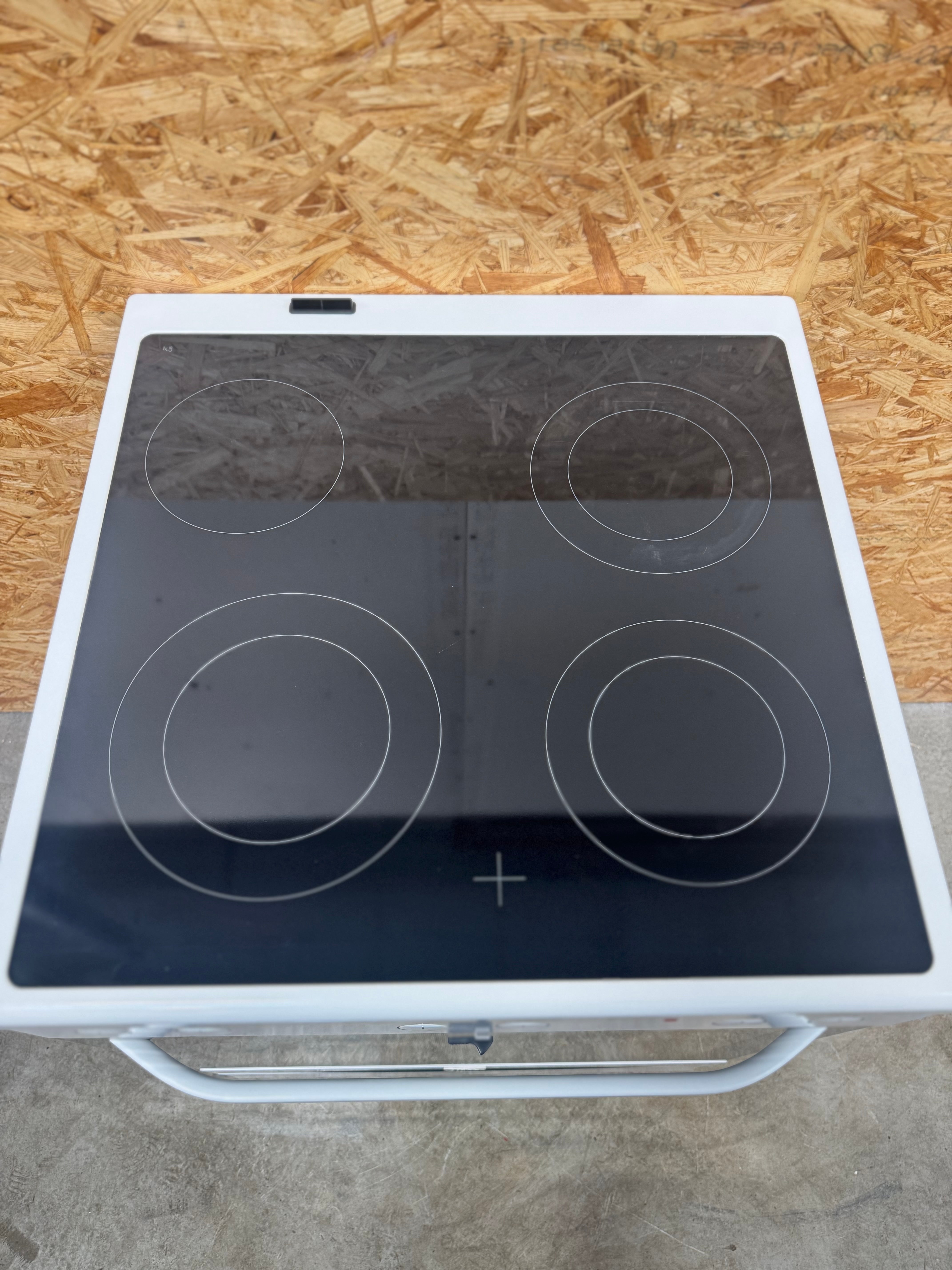 Voss keramisk komfur ELK13039HV - D15954