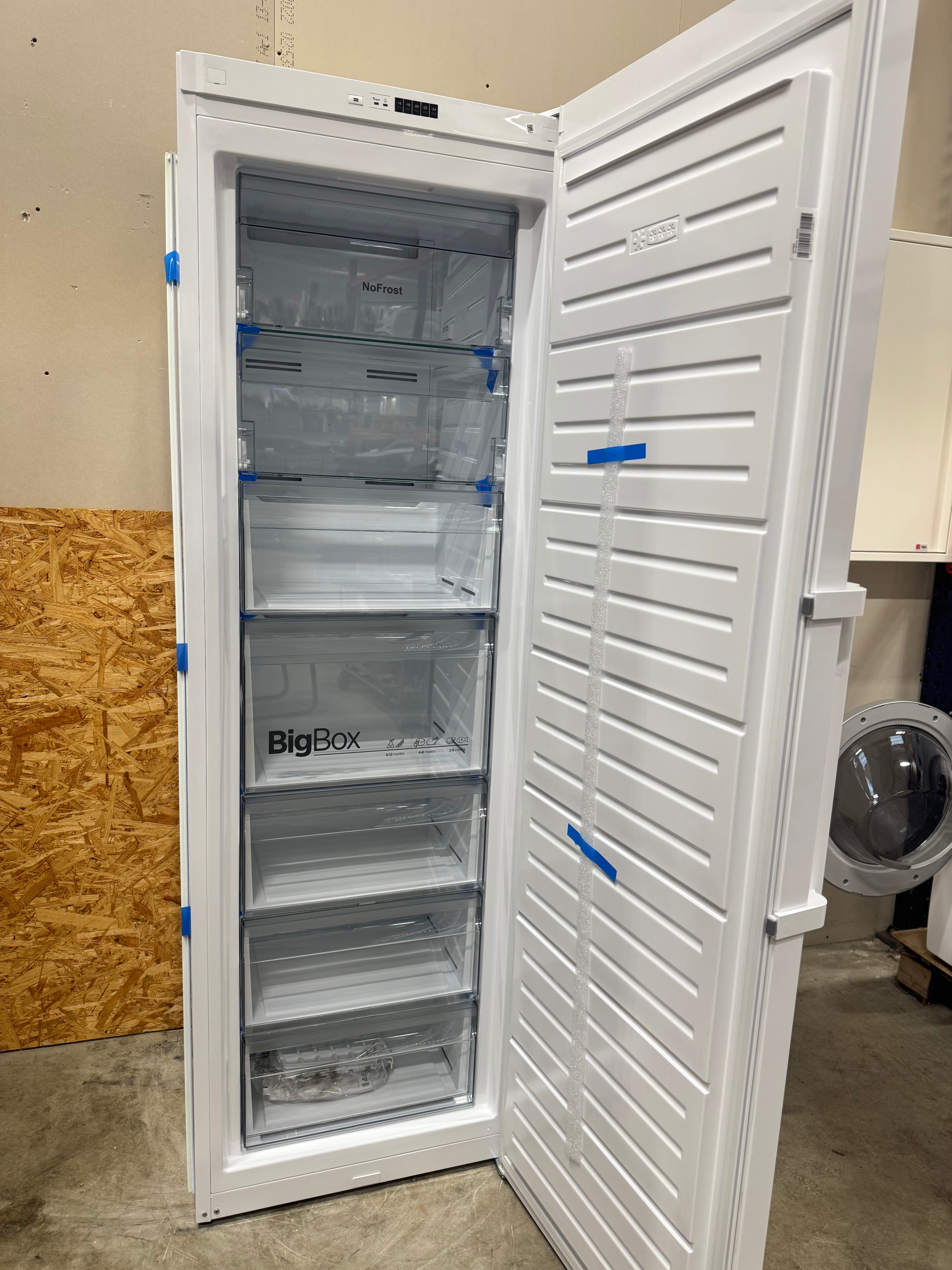 Vestfrost fryseskab EW5399FNF4 - D16977