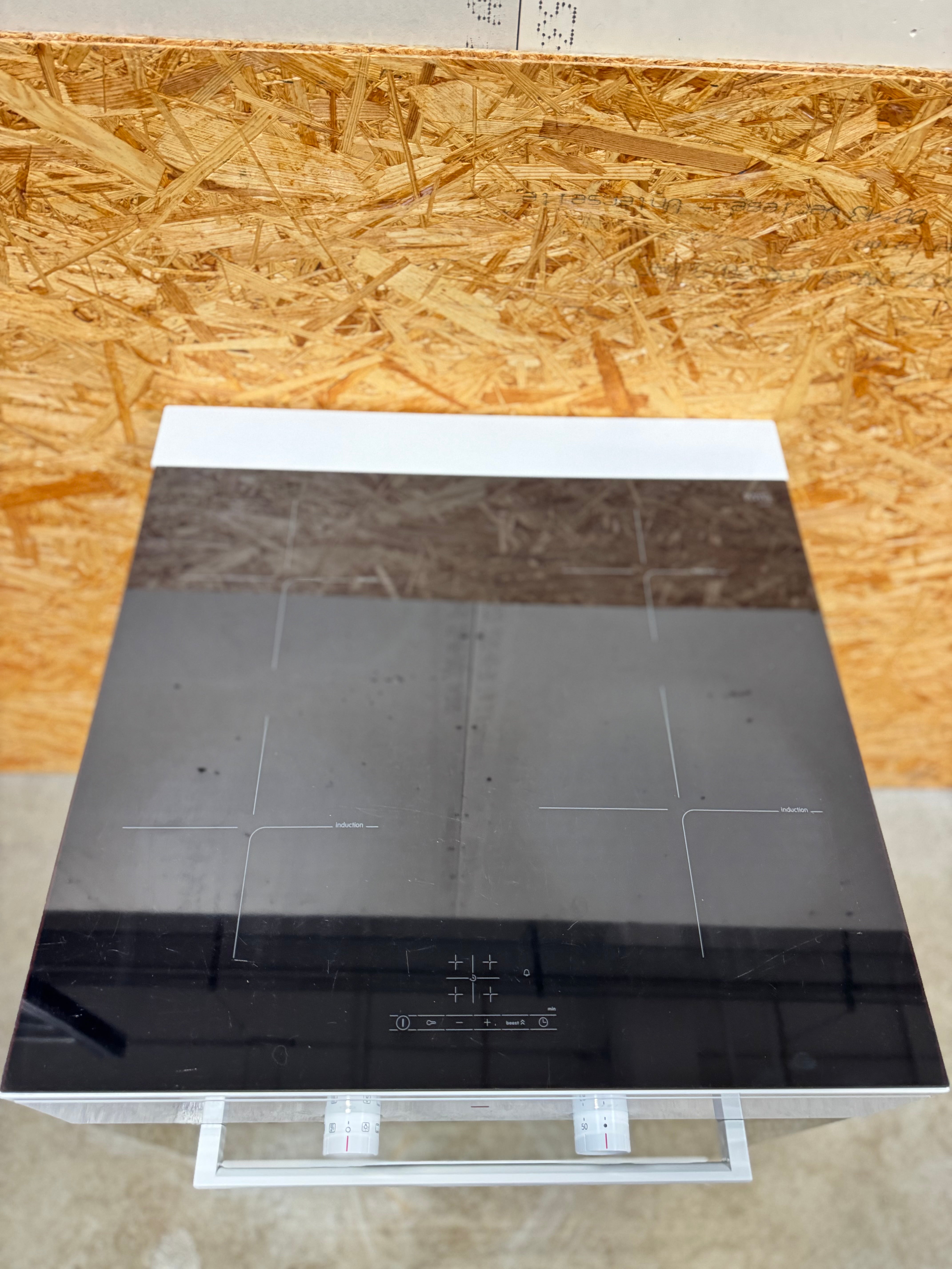 Bosch induktionskomfur HLL09A021U - D17608