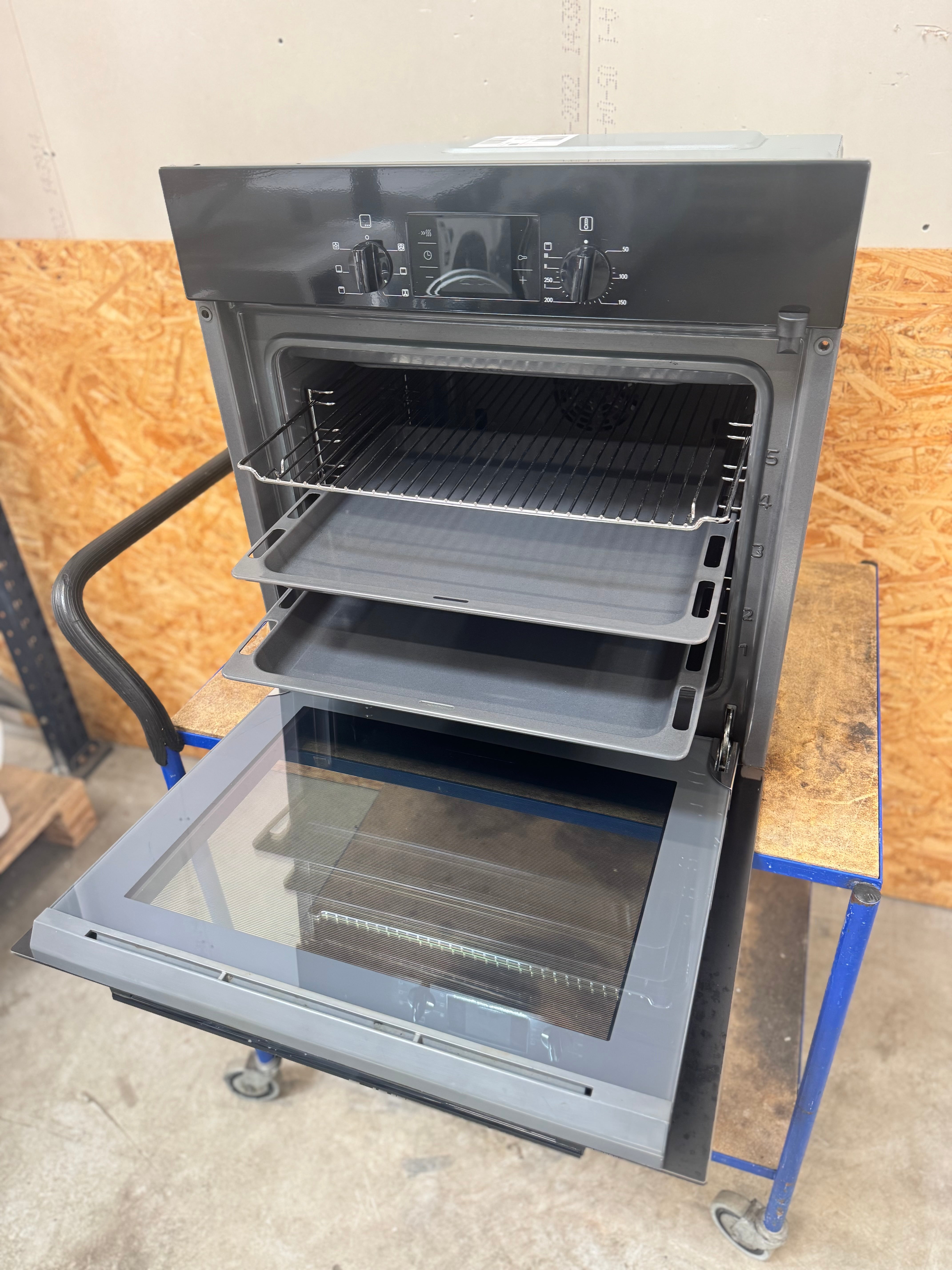 Bosch indbygningsovn HBA23B160S - D15745