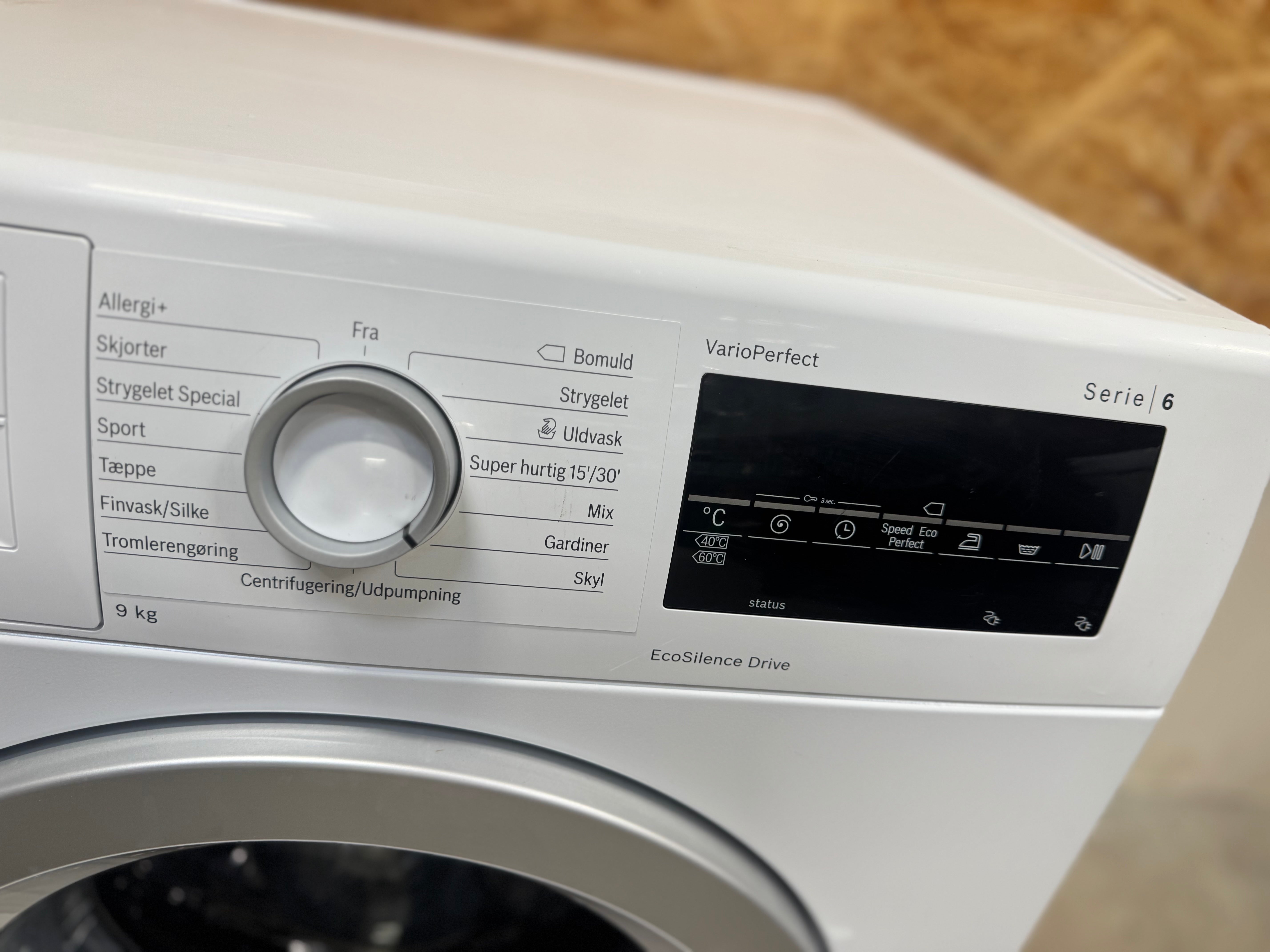 Bosch 9 kg. vaskemaskine WAT284E9SN - D17317