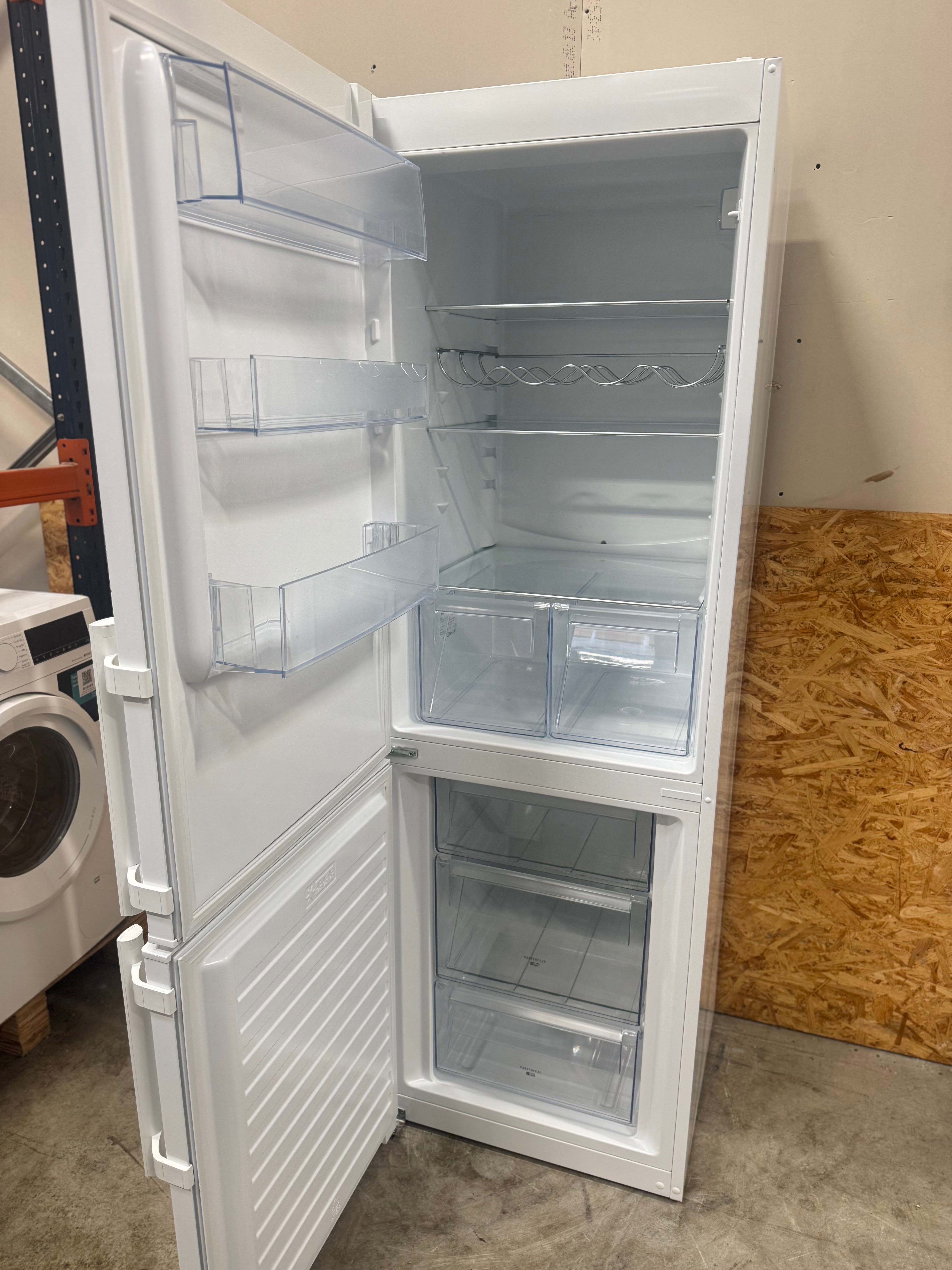 Electrolux køle/fryseskab LNT3LE34W2 - D16848