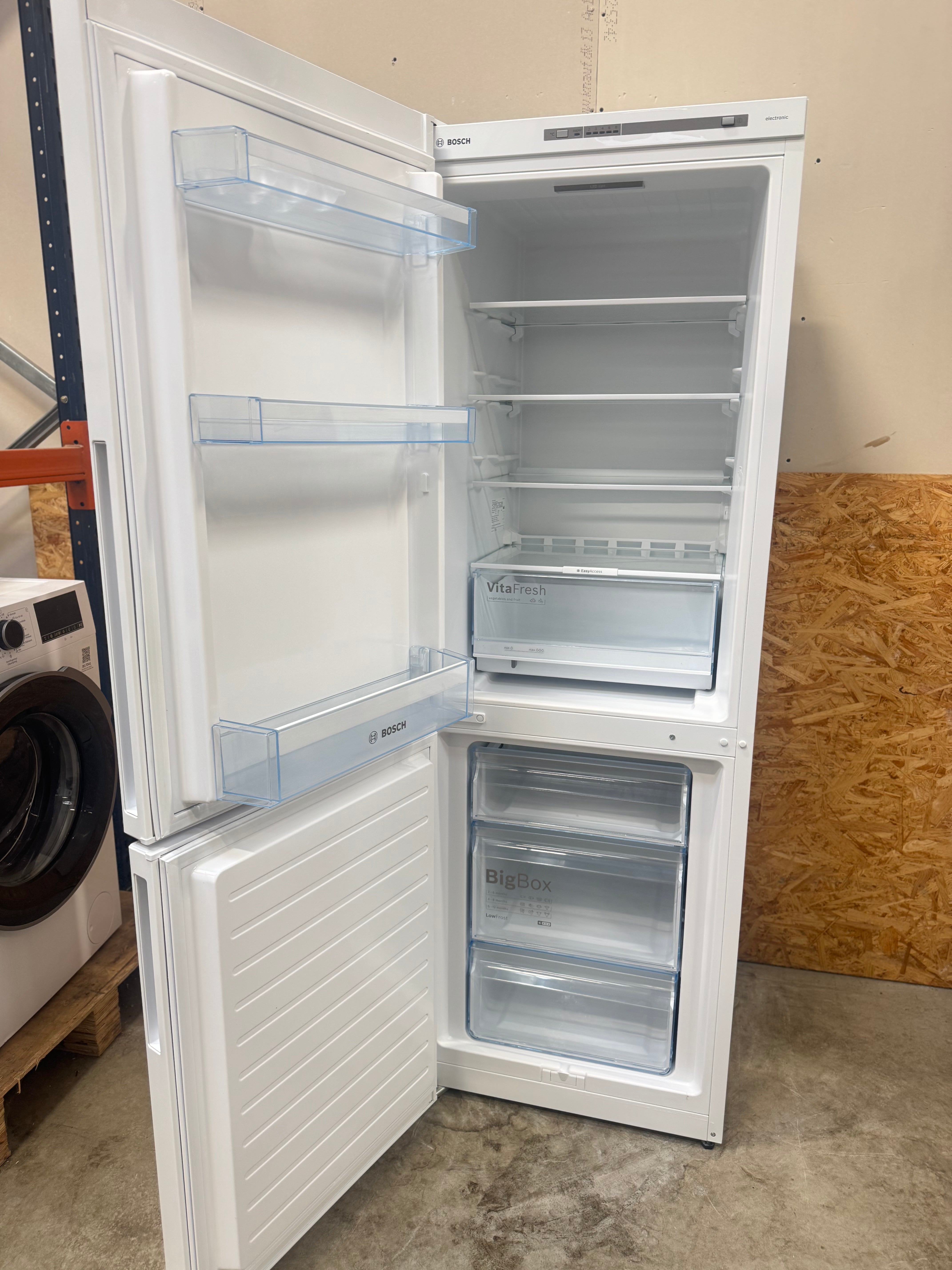 Bosch køle/fryseskab KGV33VW31 - D18285