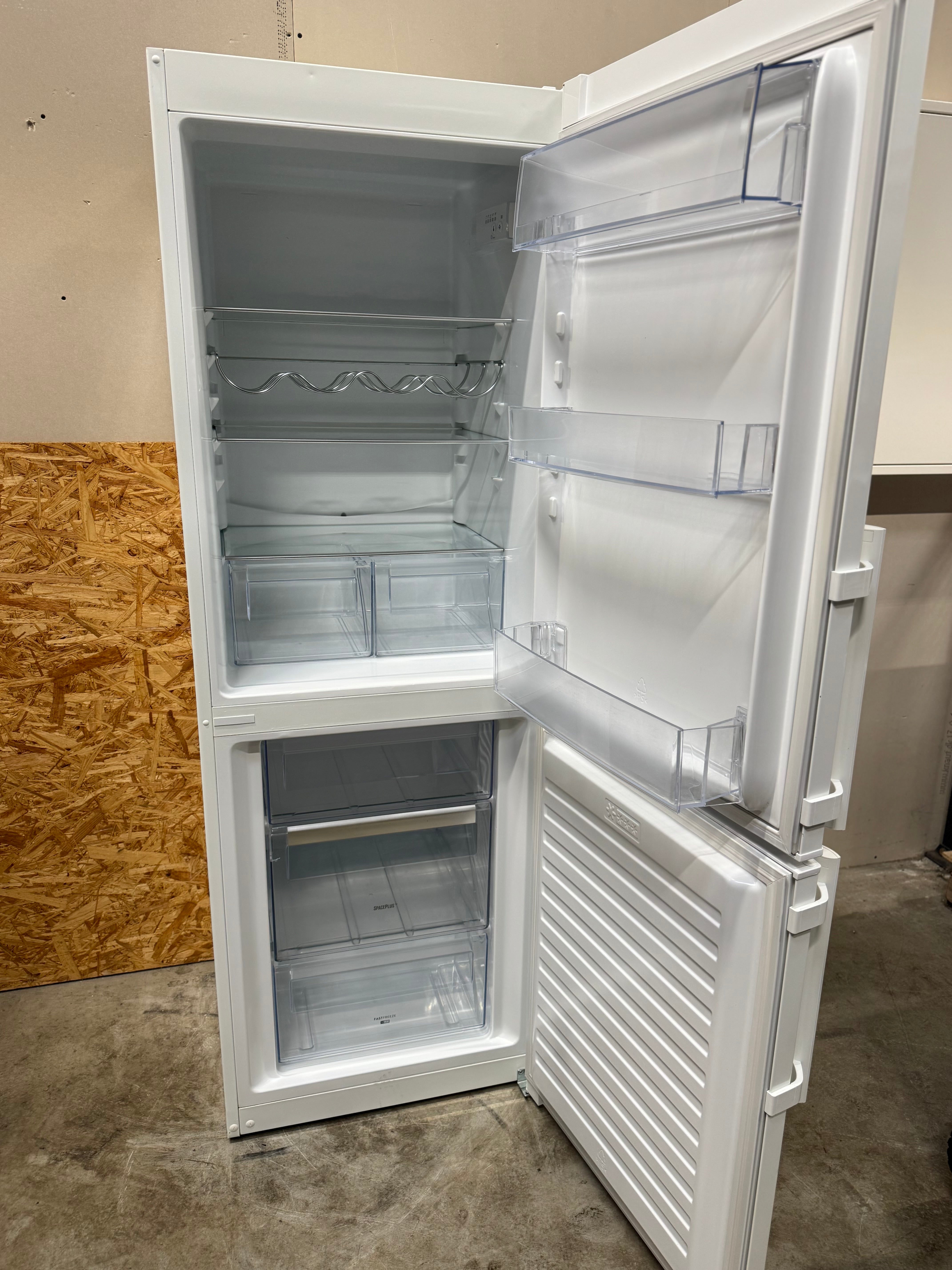 Electrolux køle/fryseskab LNT3LE31W1 - D16239