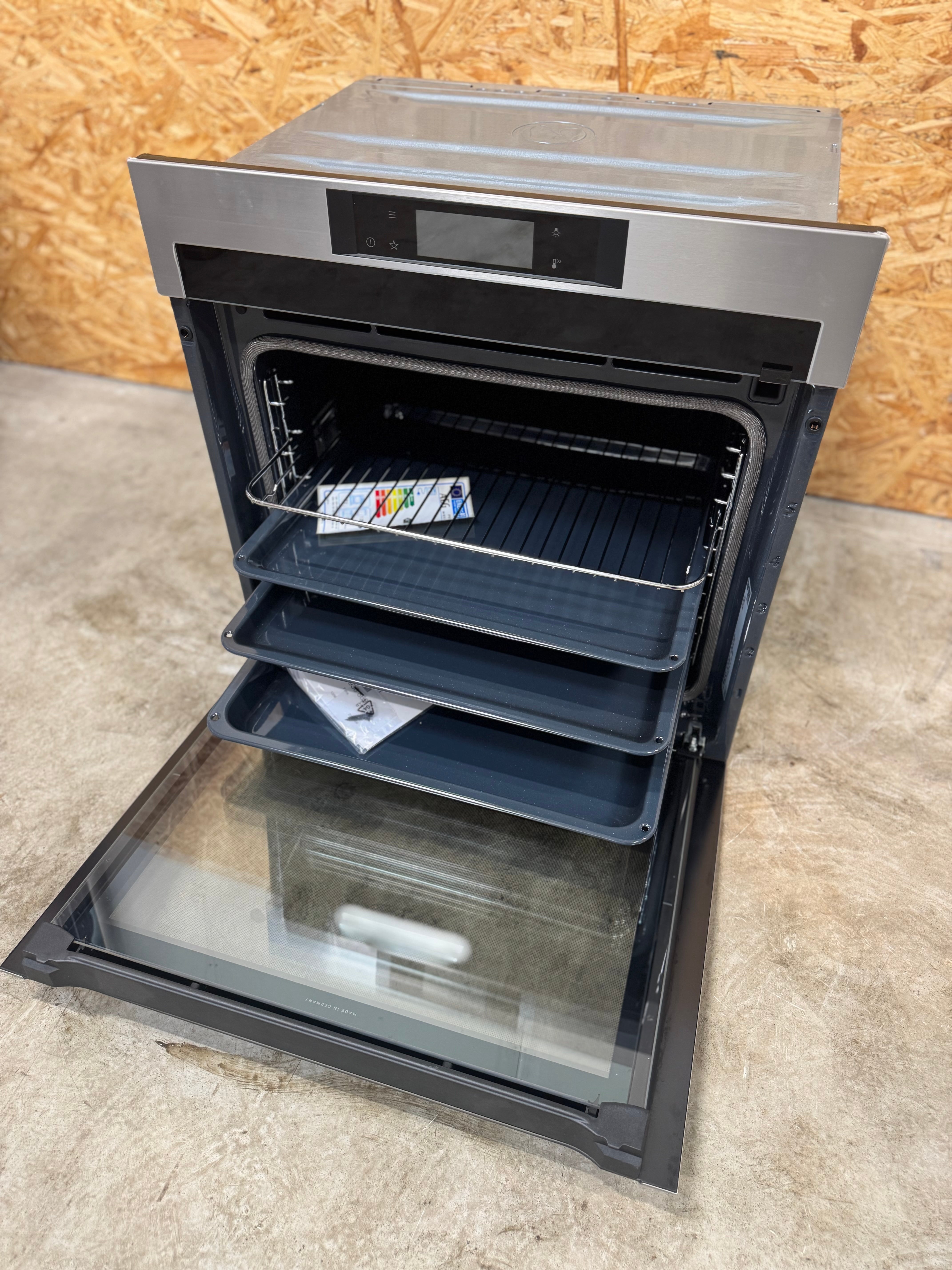 AEG indbygningsovn BFP8002M - D15451