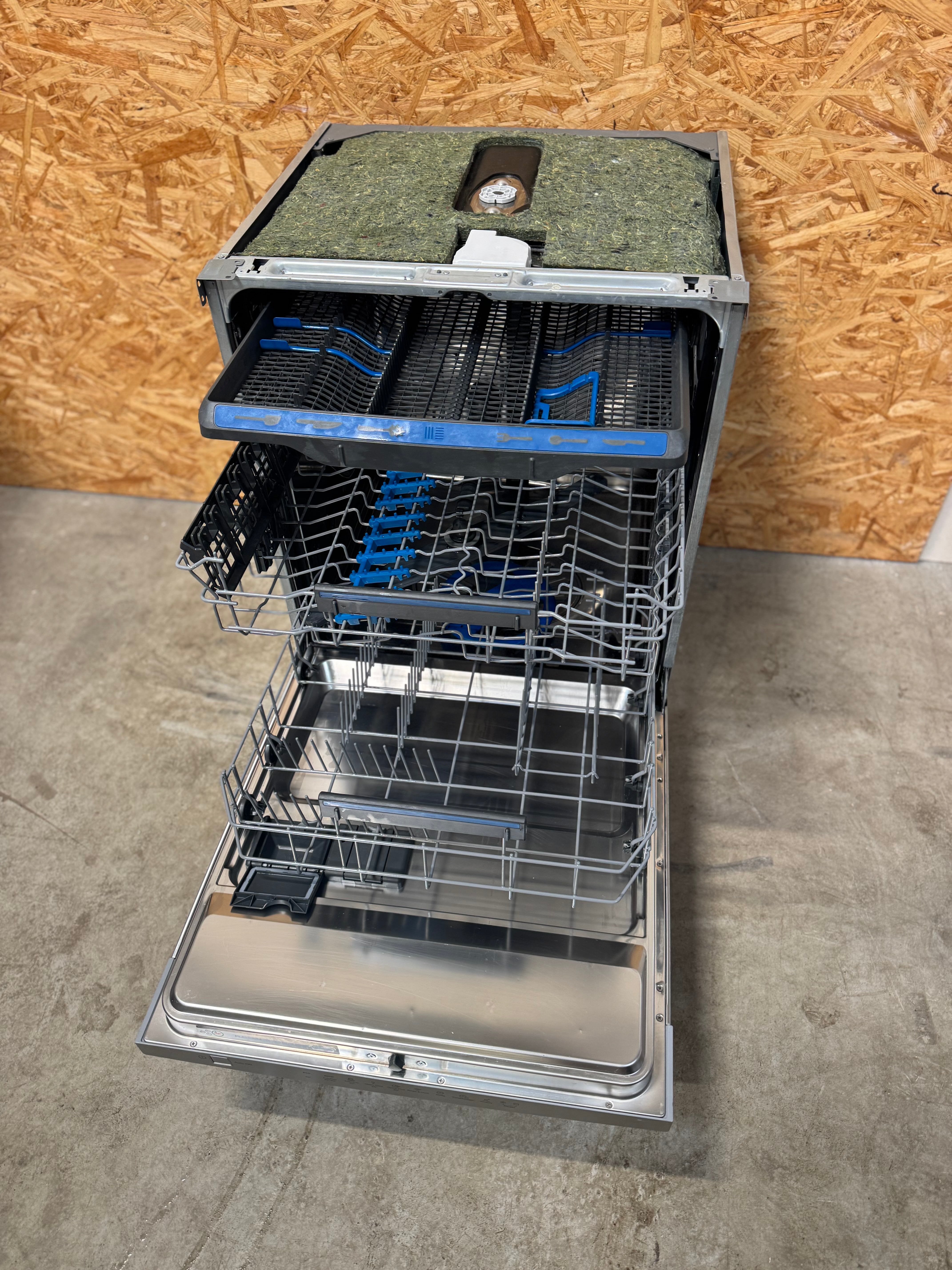 Electrolux opvaskemaskine ESM48331SX - D15803