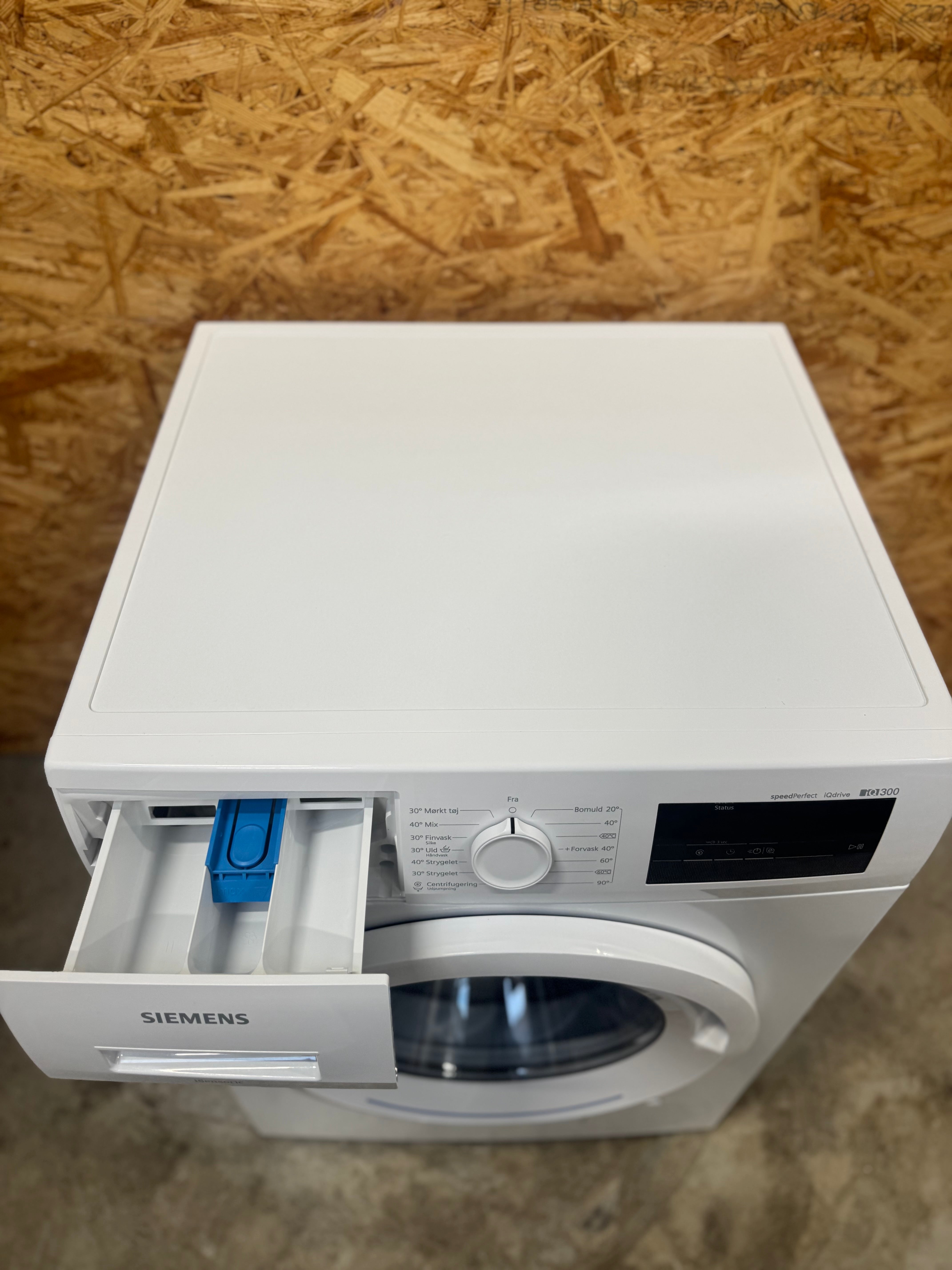 Siemens iQ300 vaskemaskine WM14N0L7DN - D17507
