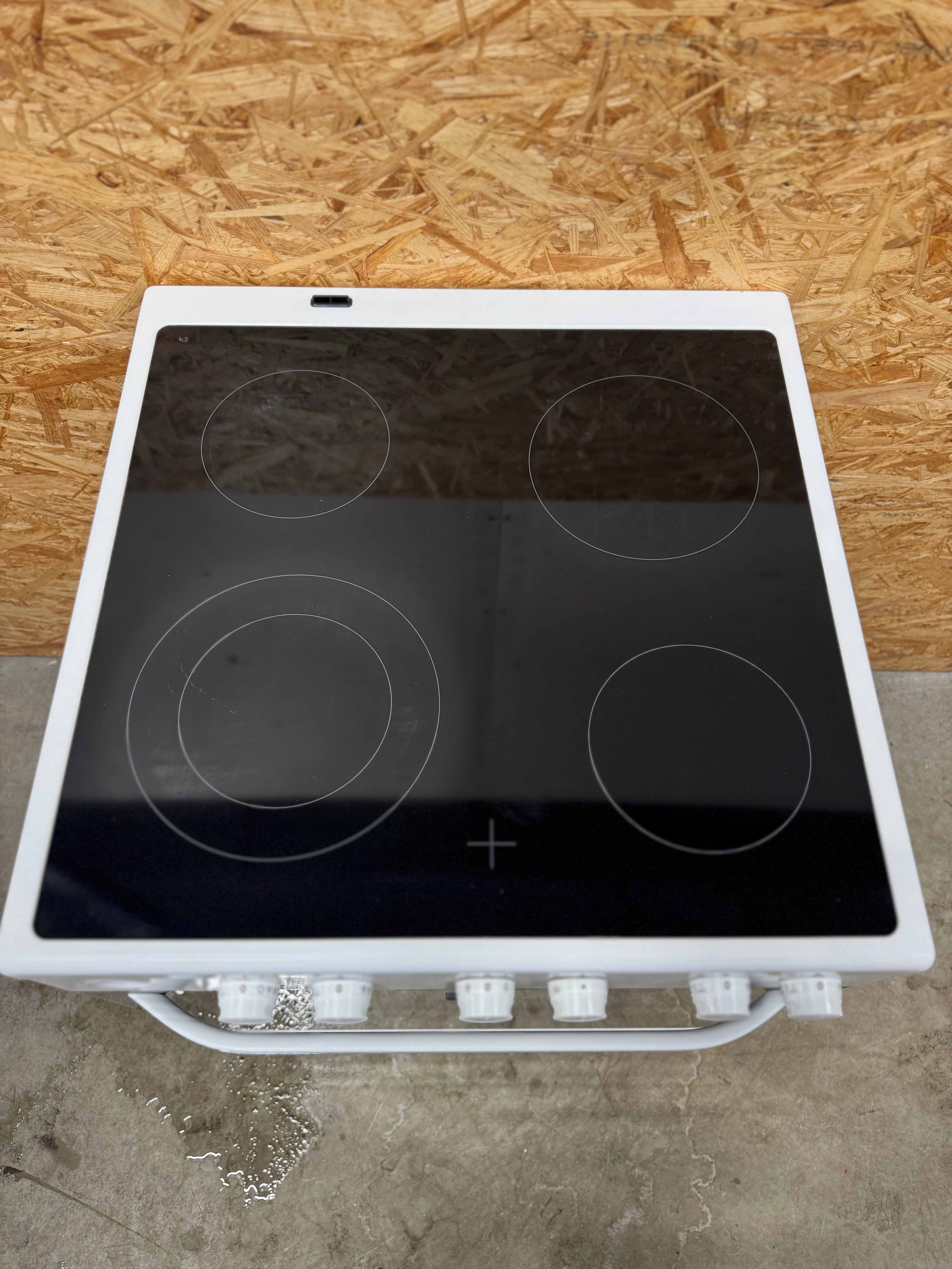 Voss keramisk komfur ELK13024HV - D14875