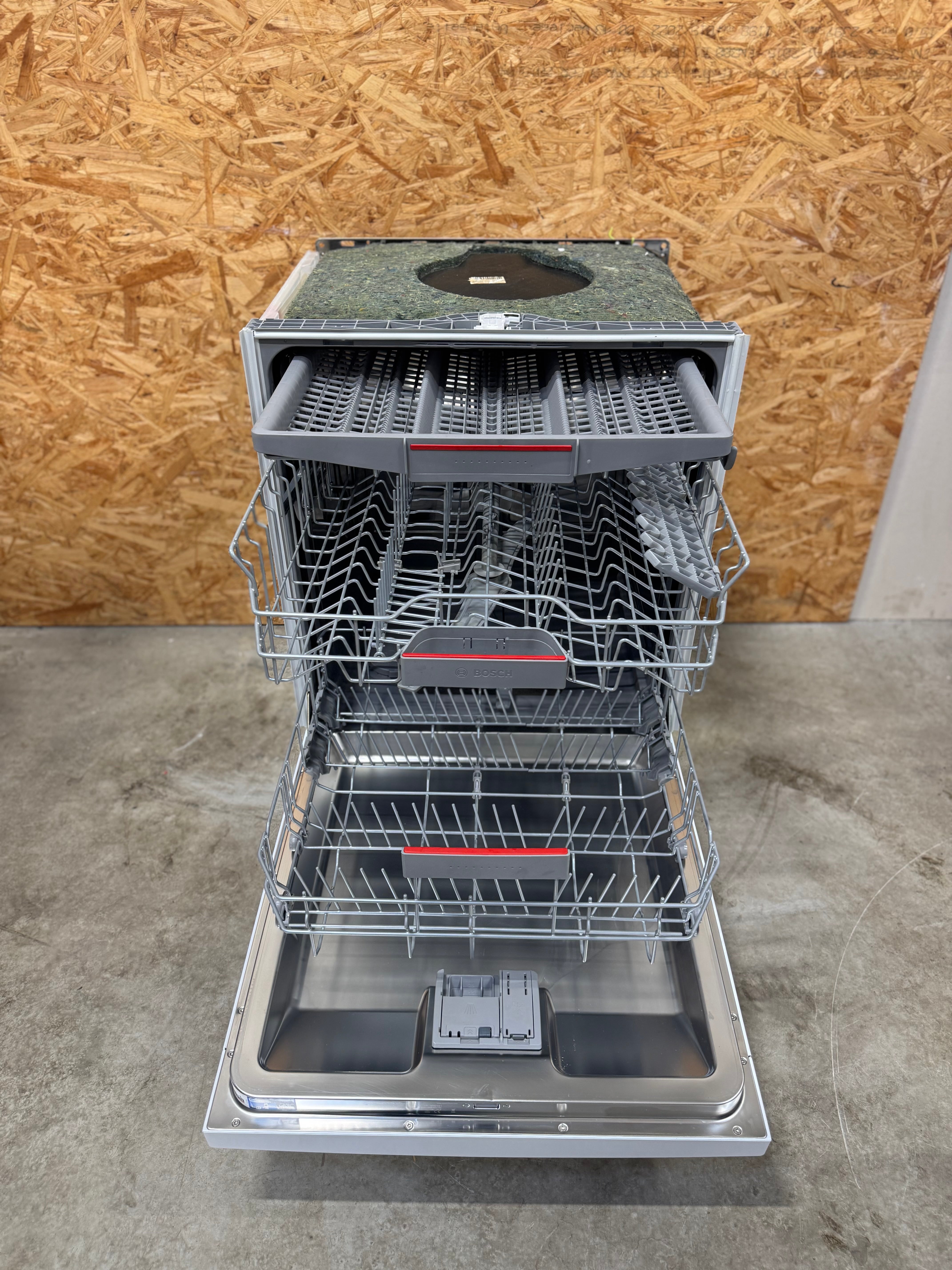 Bosch Series 4 opvaskemaskine SMU4HVW71S - D17943