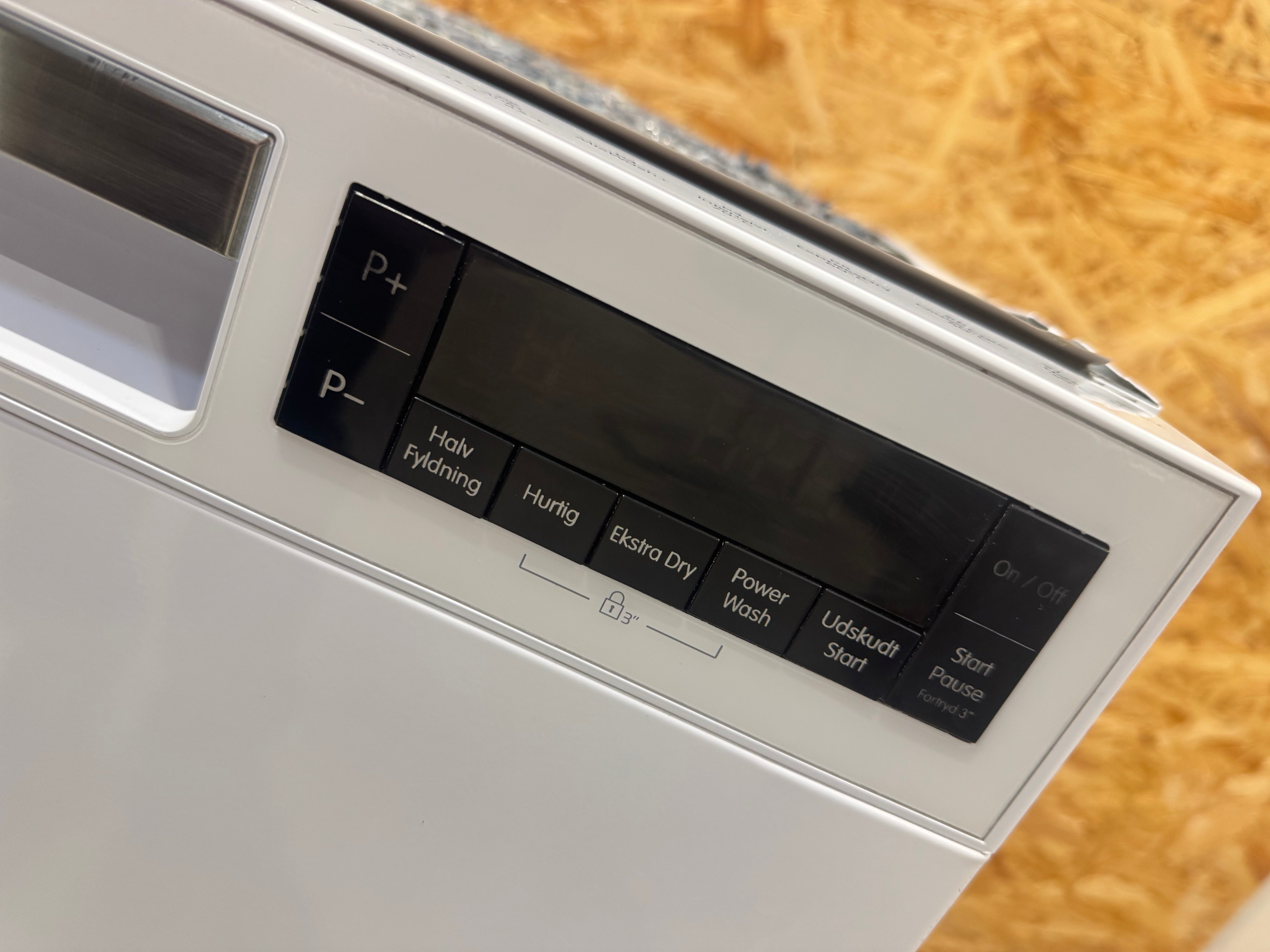 Blomberg 45cm opvaskemaskine GUS28S22W - D17881