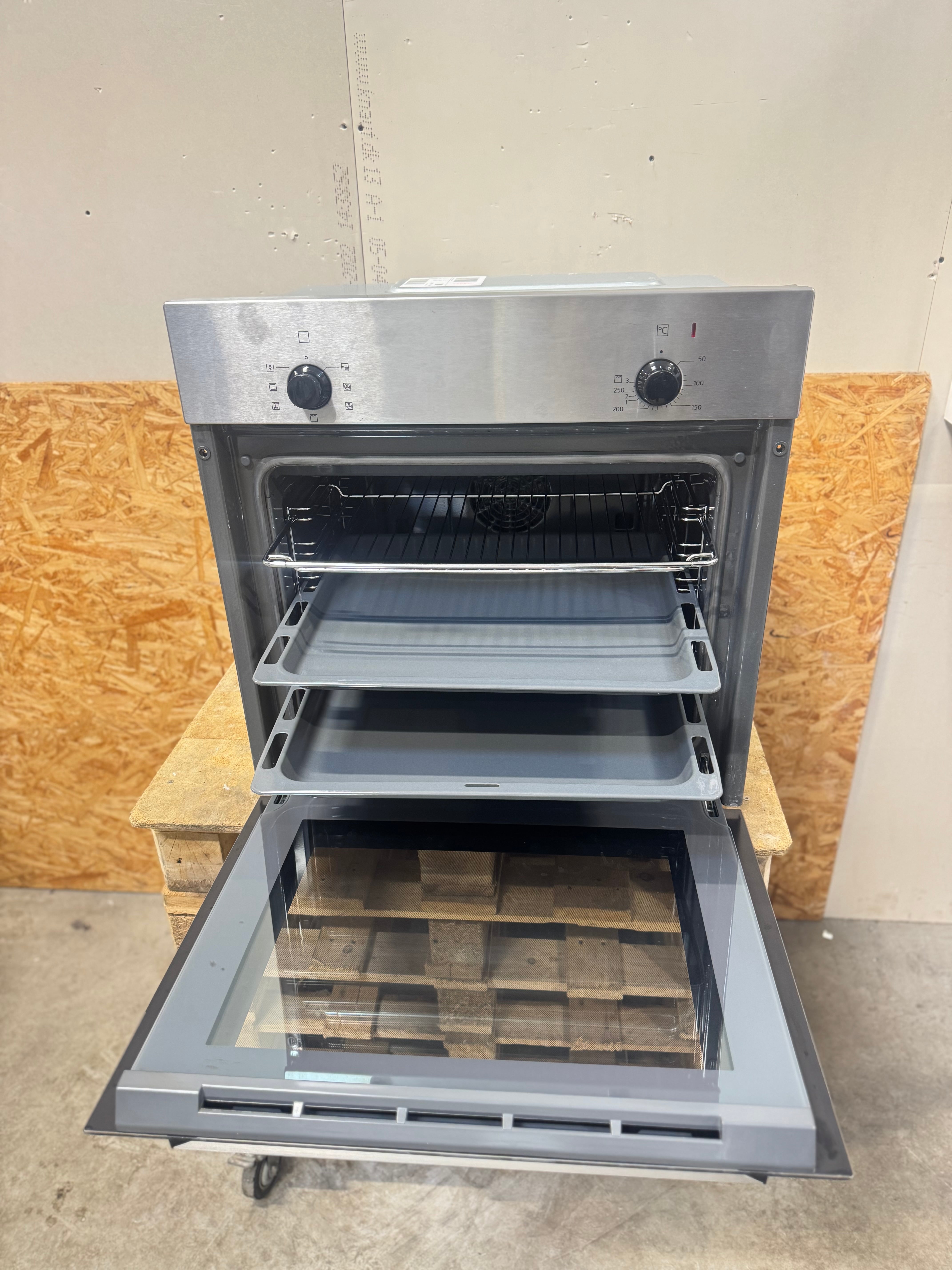 Siemens indbygningsovn HB010FBR1S - D18158