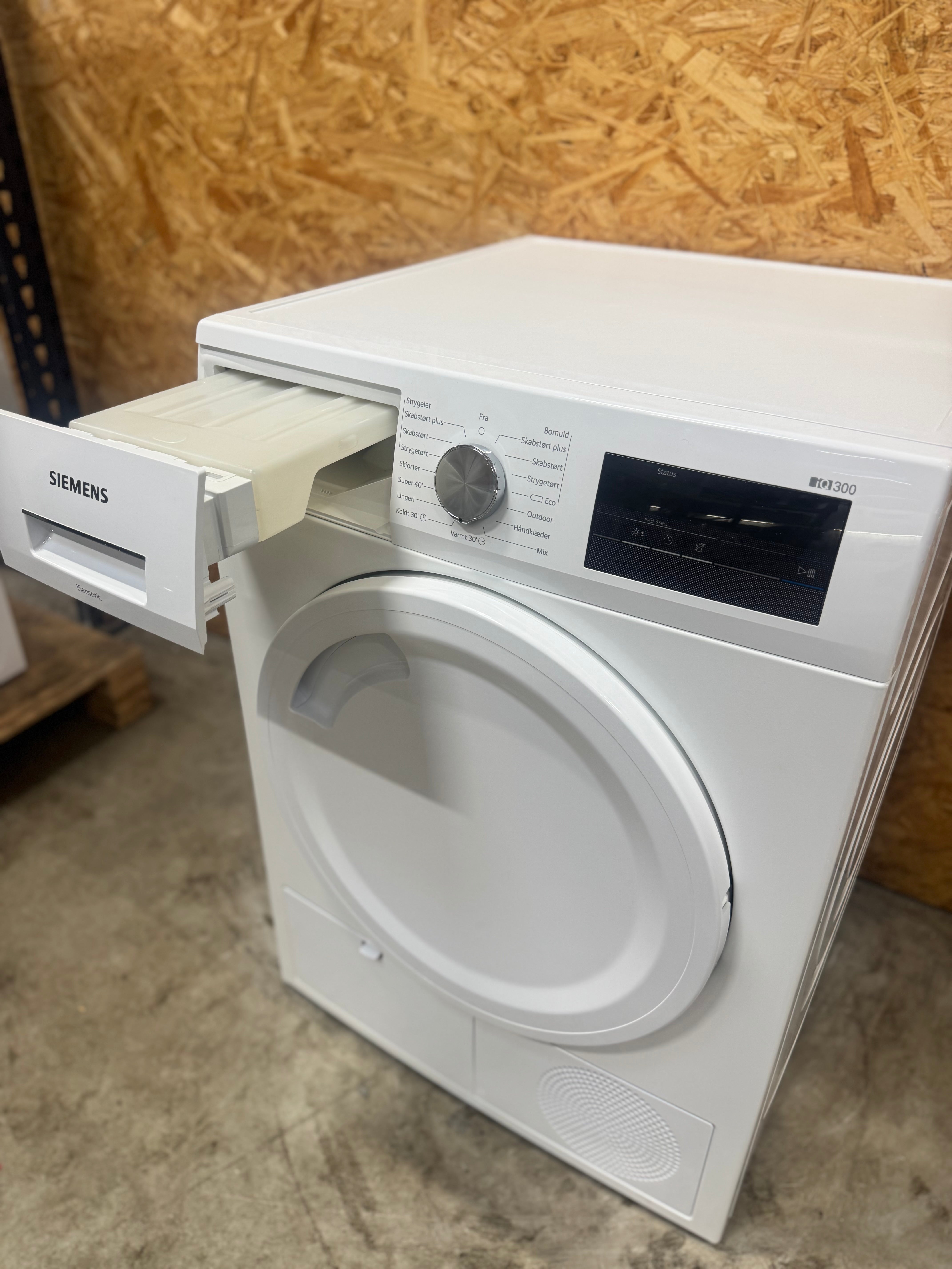 Siemens iQ300 tørretumbler WT43H07CDN - D18023