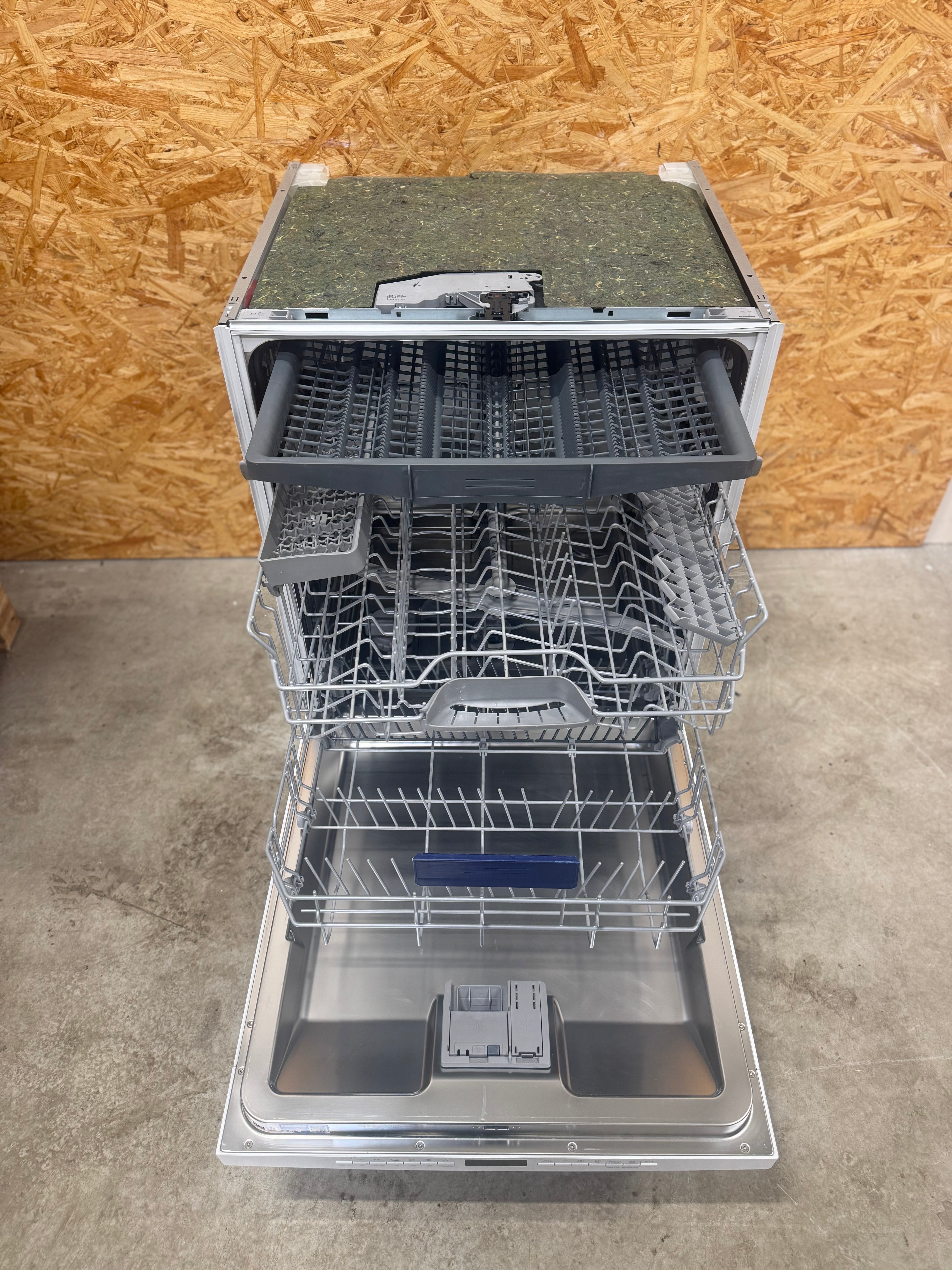 Bosch serie 6 opvaskemaskine SMU6ECW74S - D17672