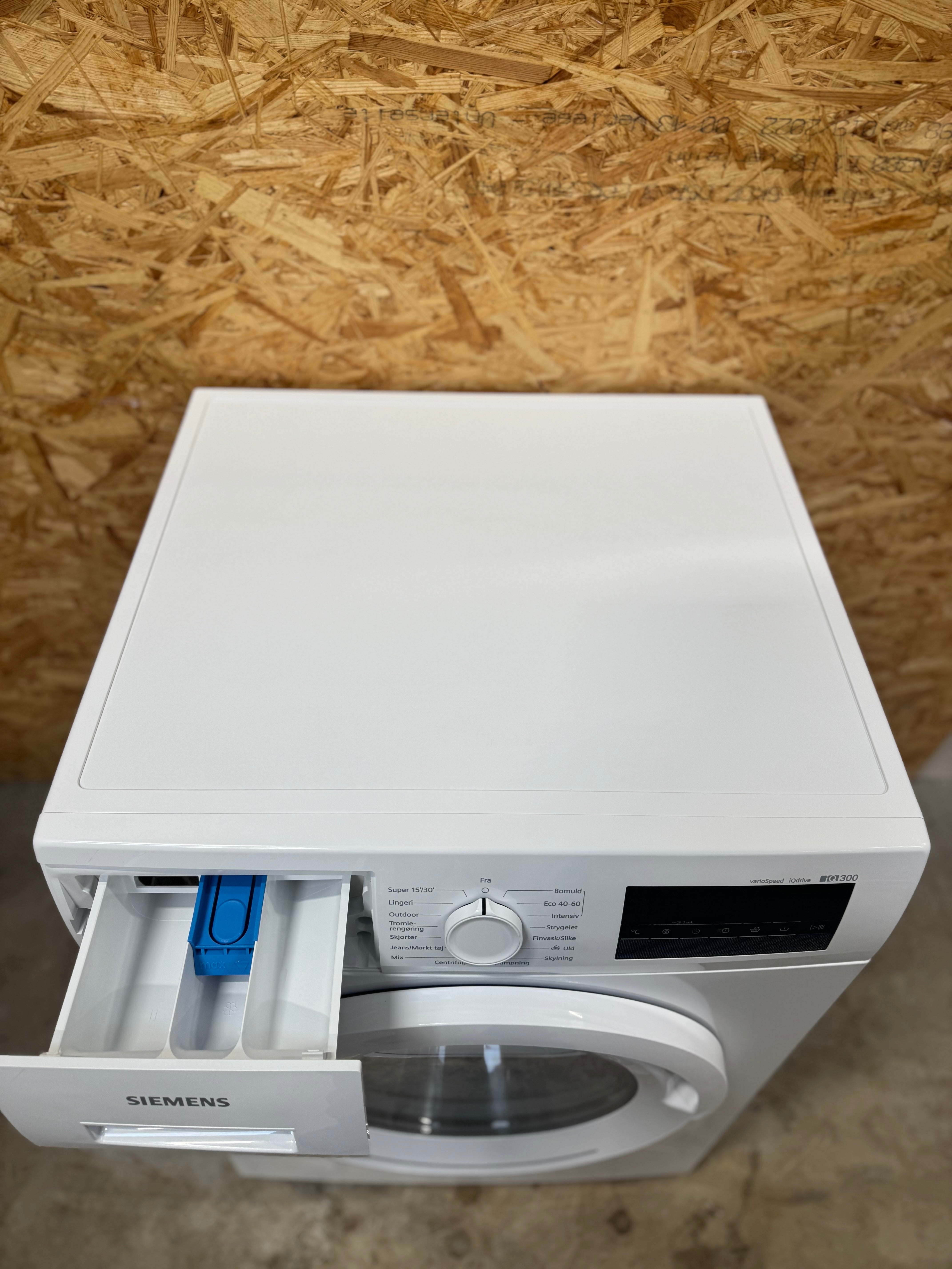 Siemens iQ300 vaskemaskine WM14N2L3DN - D14416