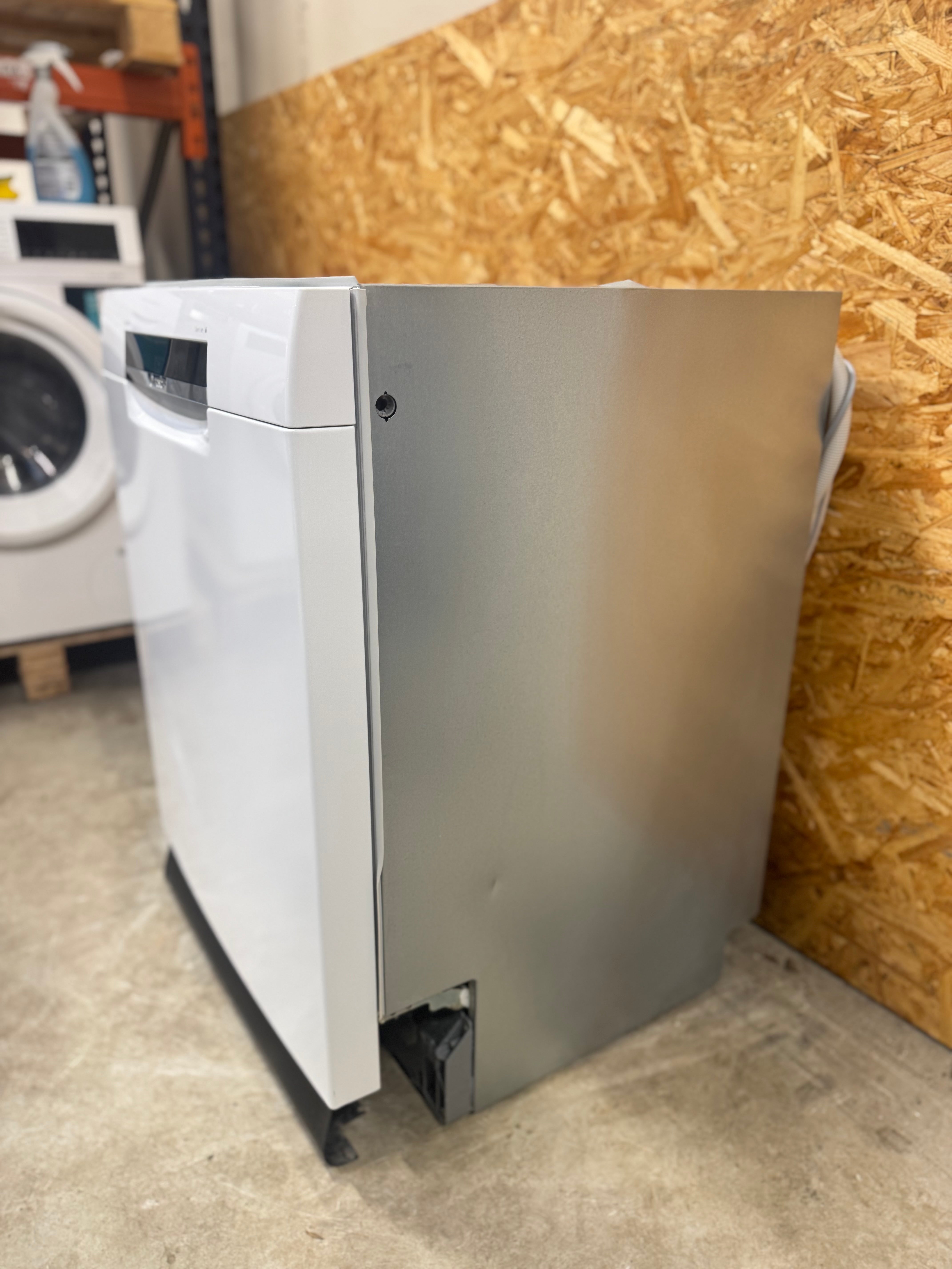 Bosch serie 6 opvaskemaskine SMU6ECW74S - D17401