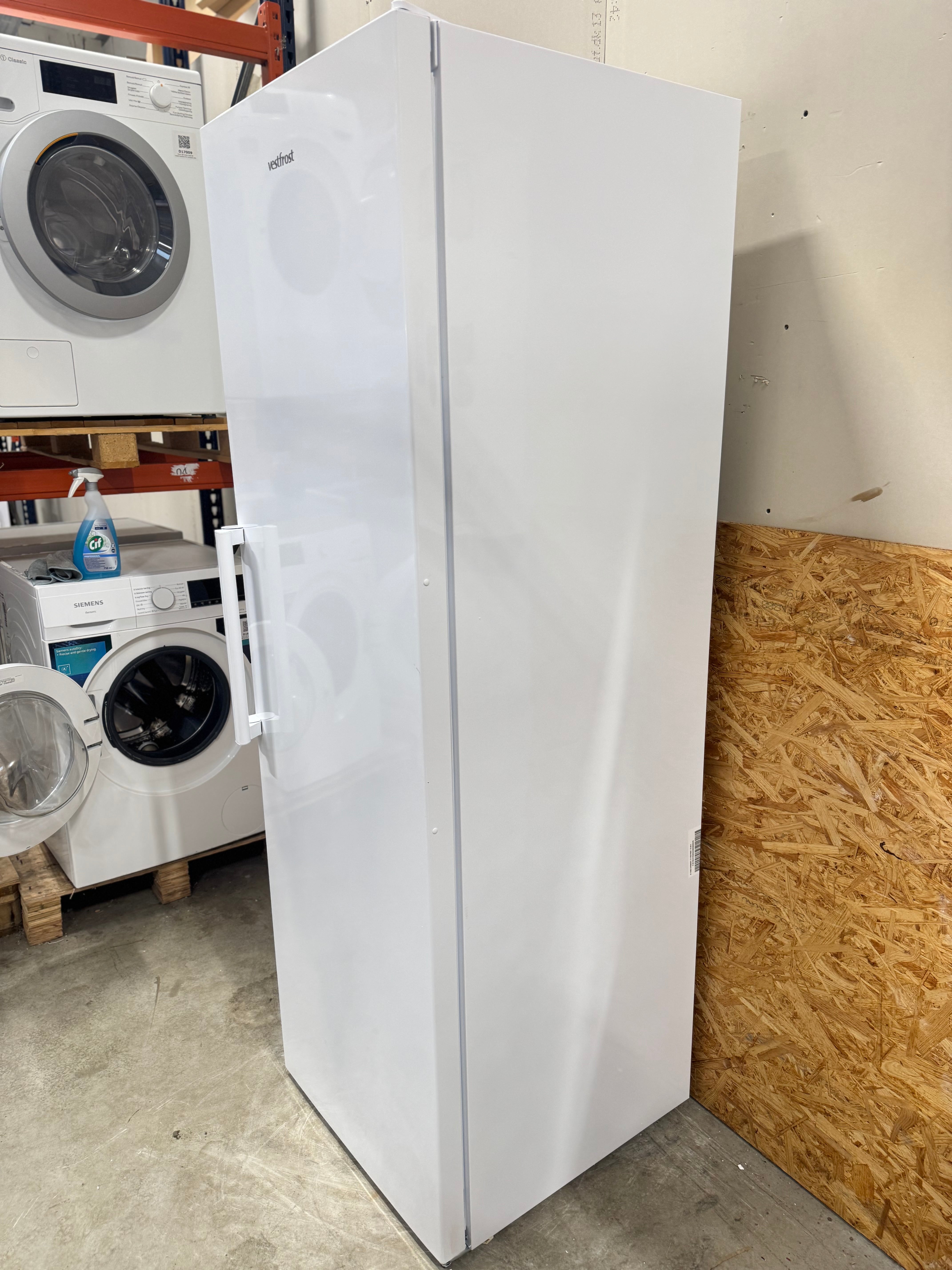 Vestfrost fryseskab EW5399FNF4 - D16977