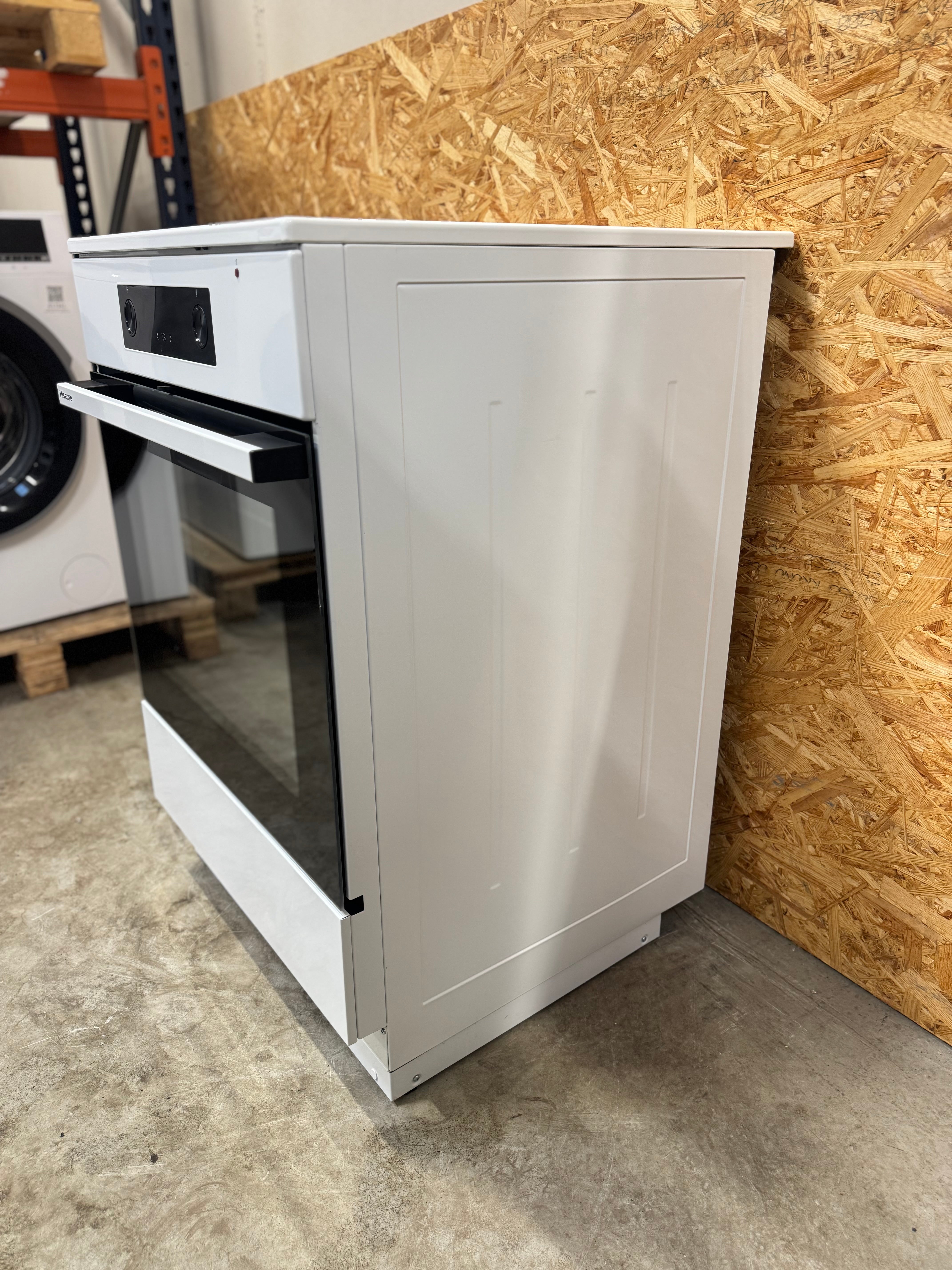 Hisense induktions komfur HCI8647WG - D17656