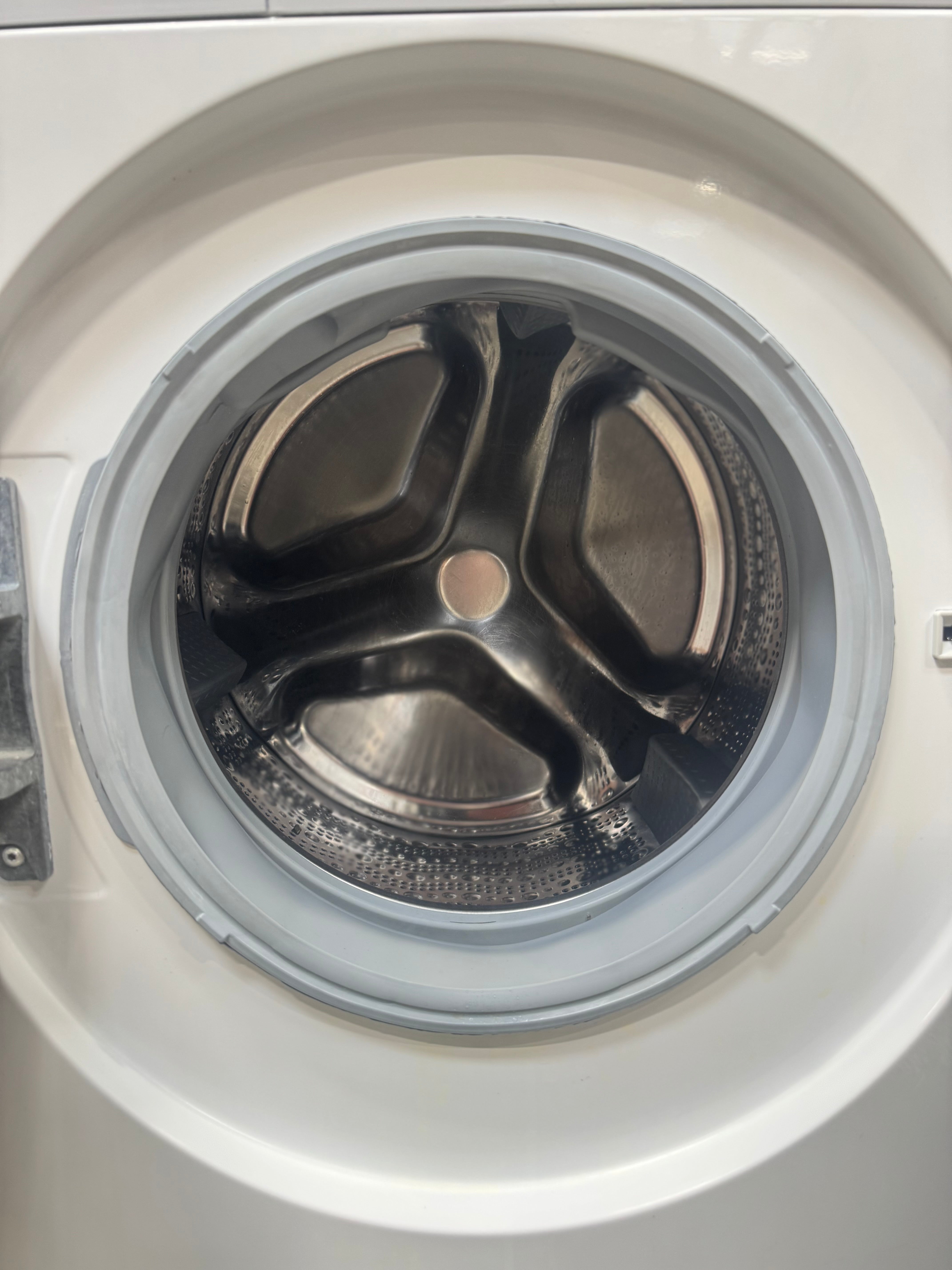 Siemens iQ300 vaskemaskine WM14N2E9DN - D18413