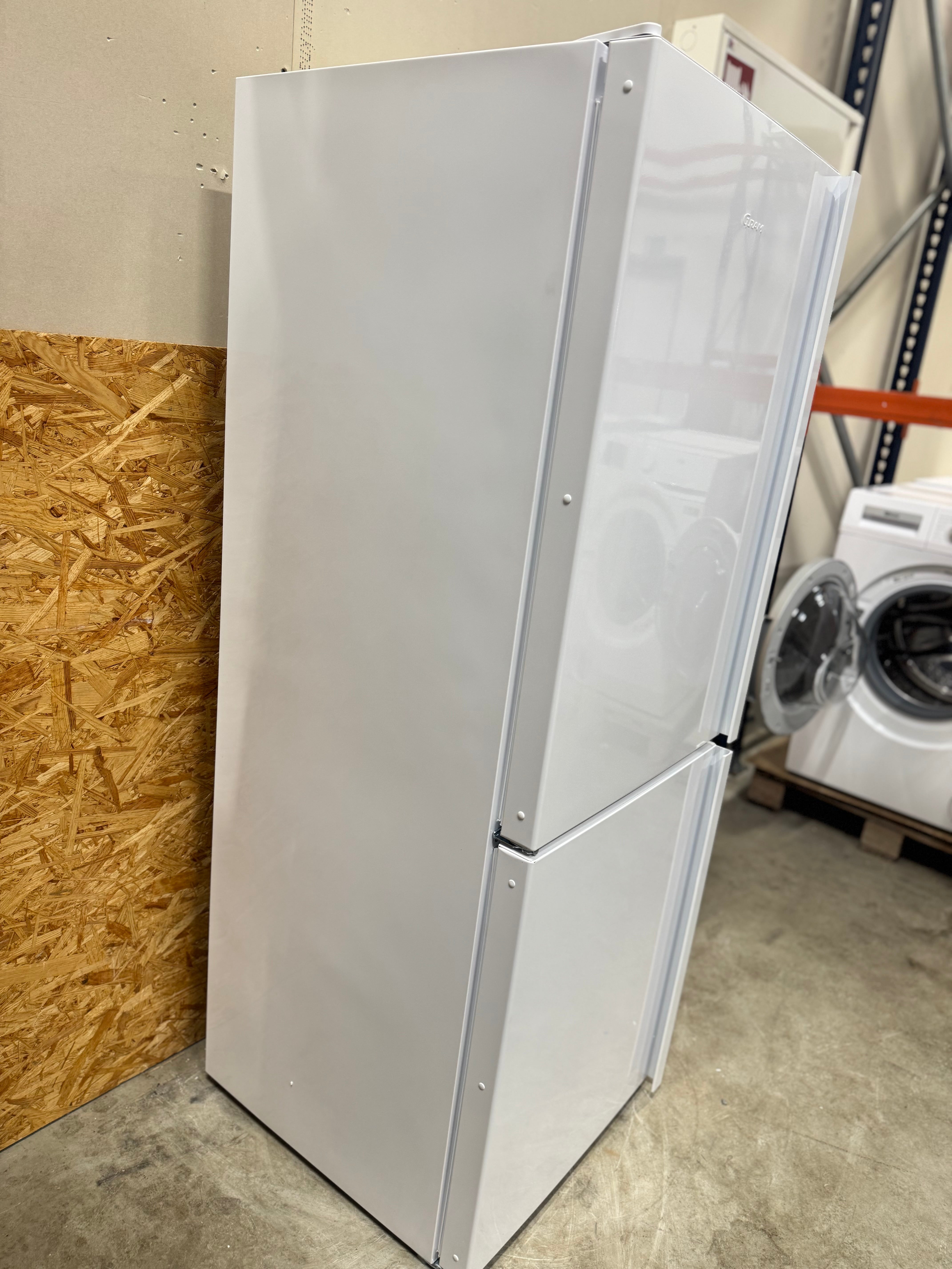 Gram køle/fryseskab KF471554 - D15463