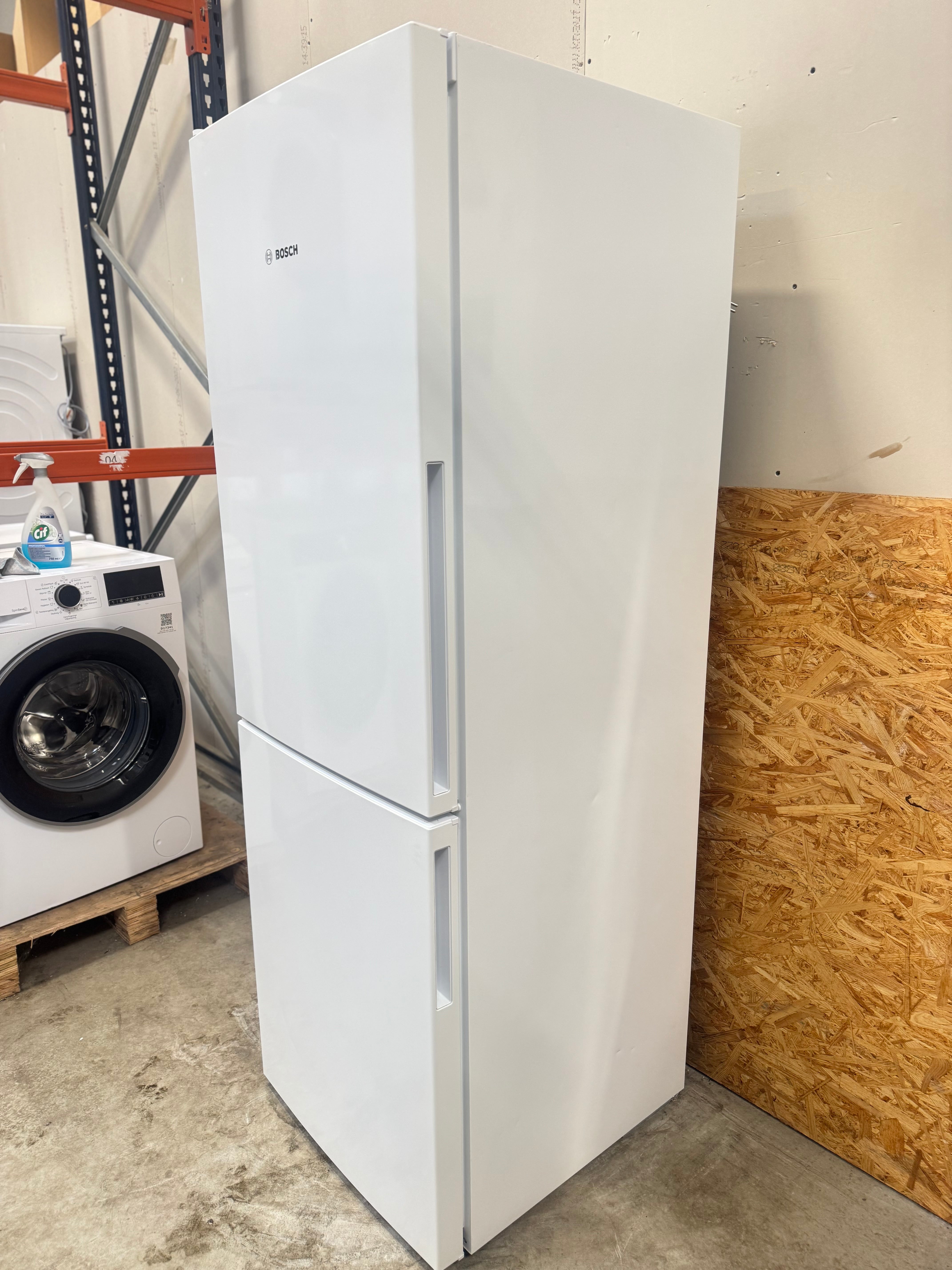 Bosch køle/fryseskab KGV33VW31 - D18285